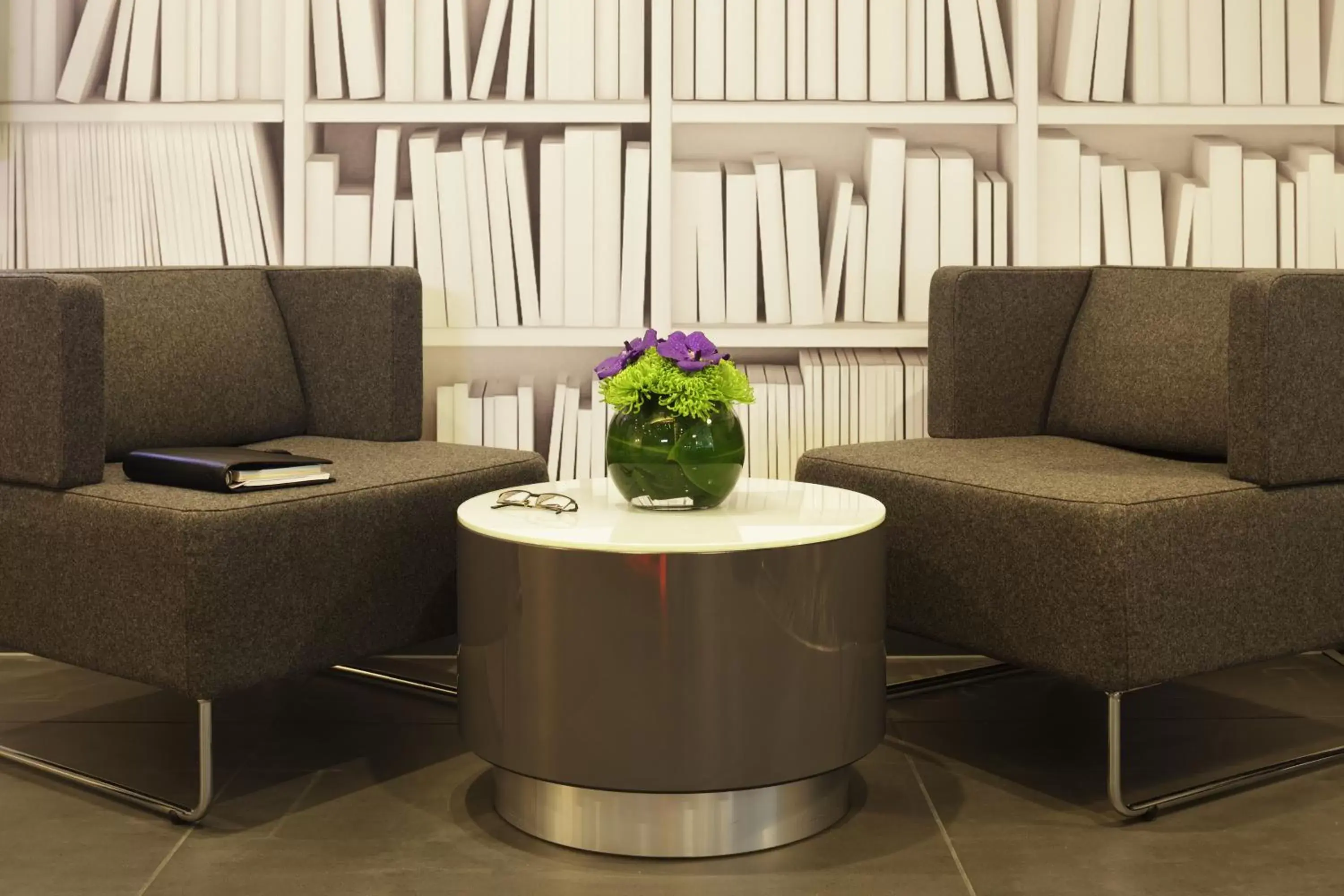 Lobby or reception in ibis London Shepherds Bush - Hammersmith Lobby or reception in ibis London Shepherds Bush - Hammersmith