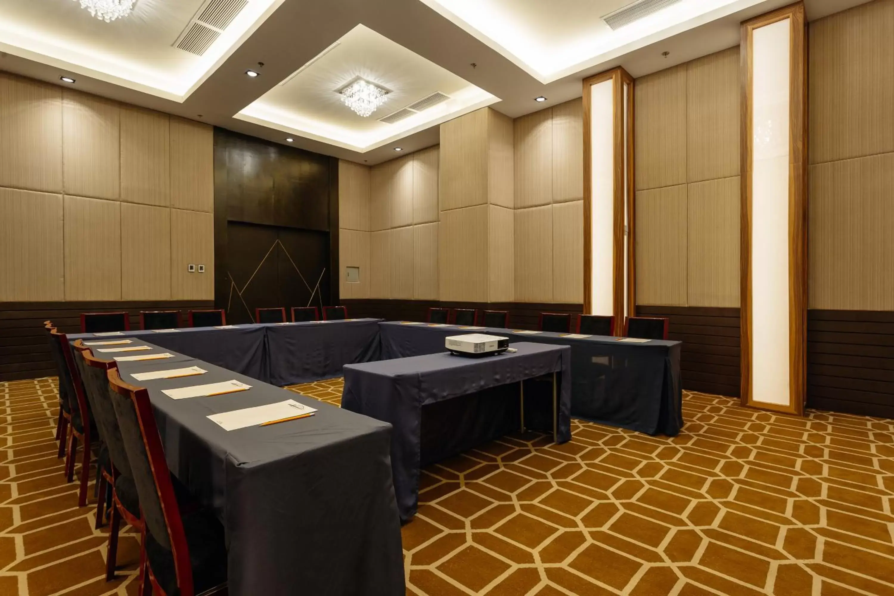 Meeting/conference room in Summit Hotel Tacloban