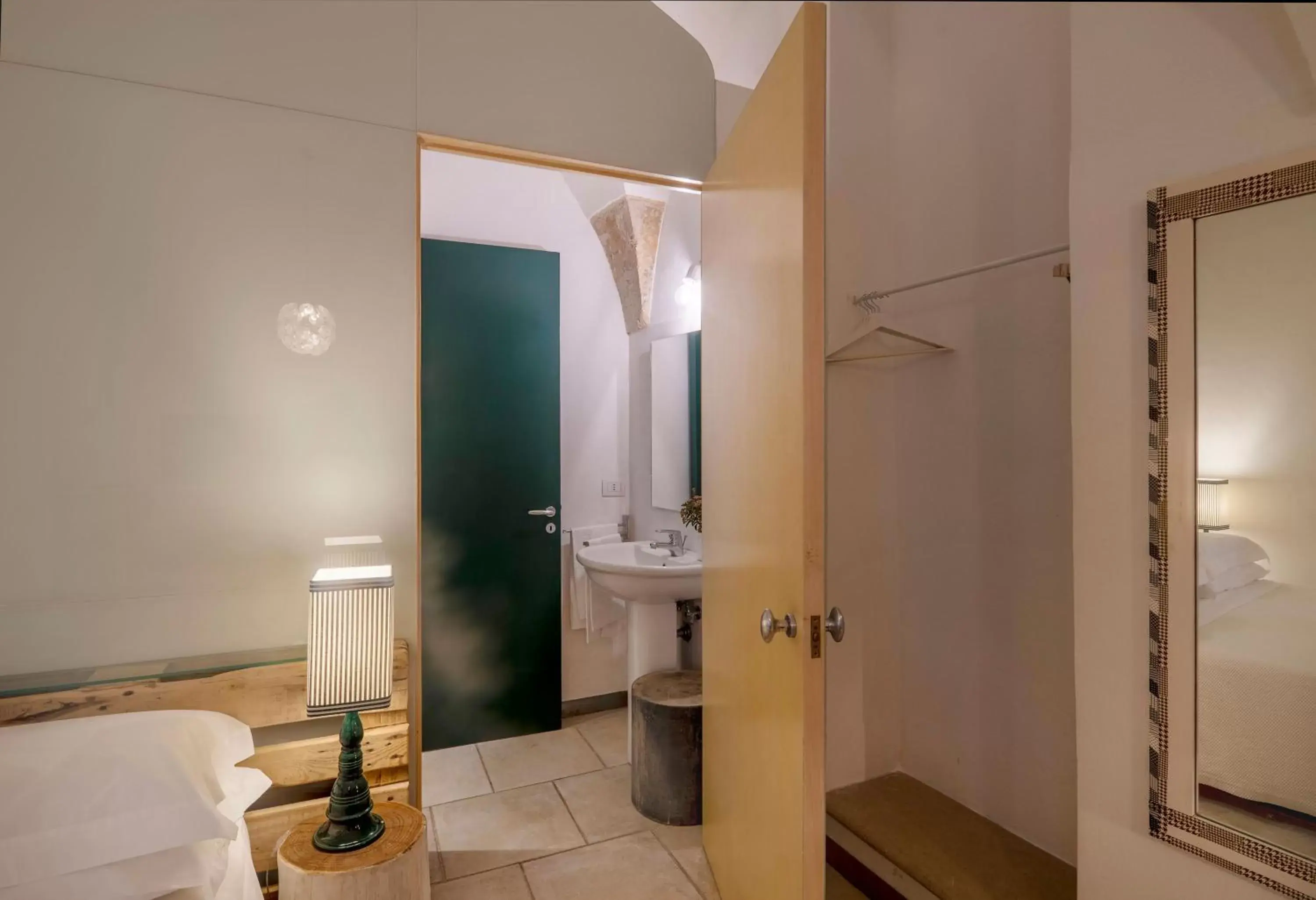 Bathroom in B&B Corte Dei Romiti - Suites & Apartments SIT