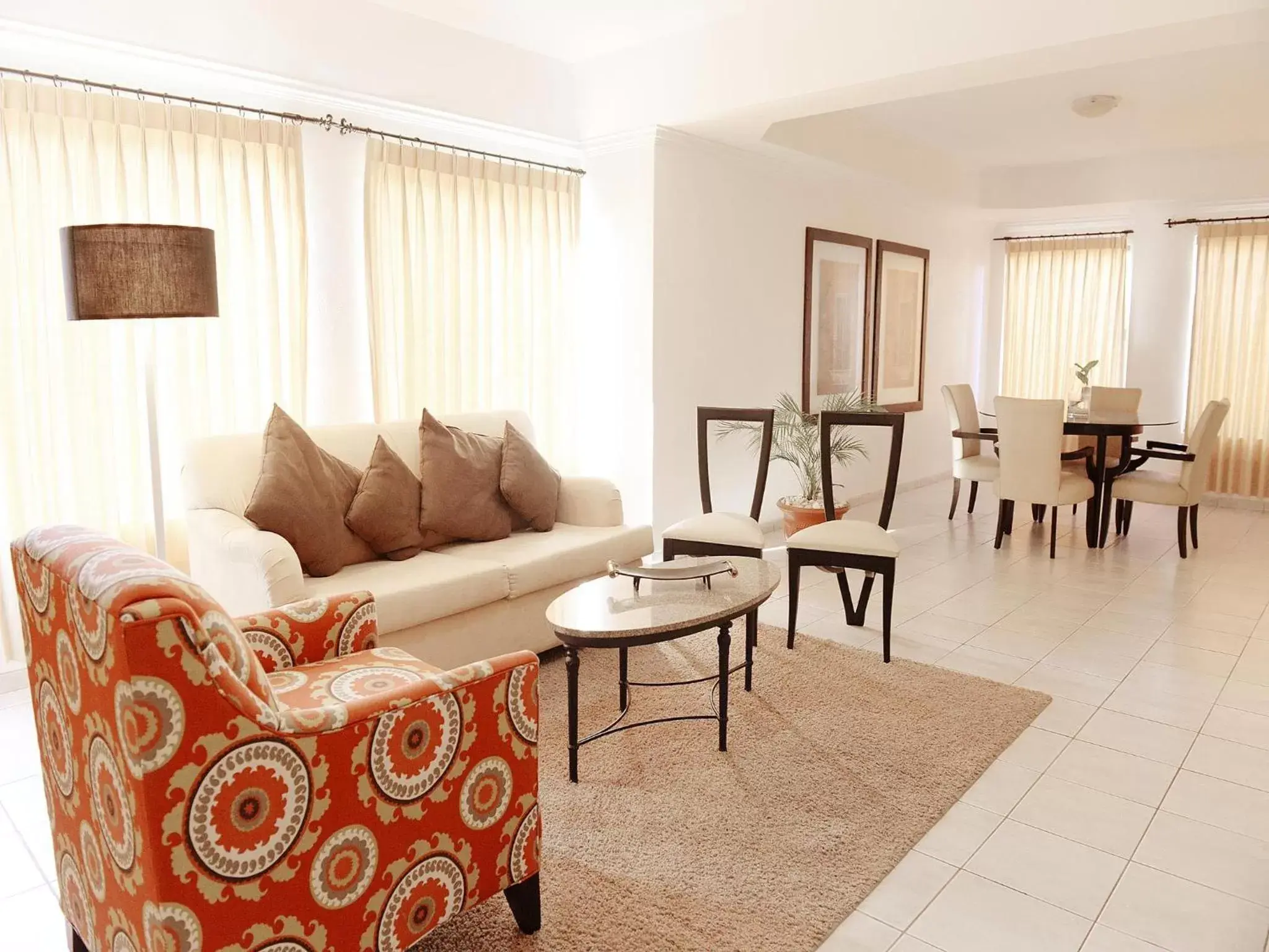 Living room, Seating Area in Buganvillas Hotel Suites