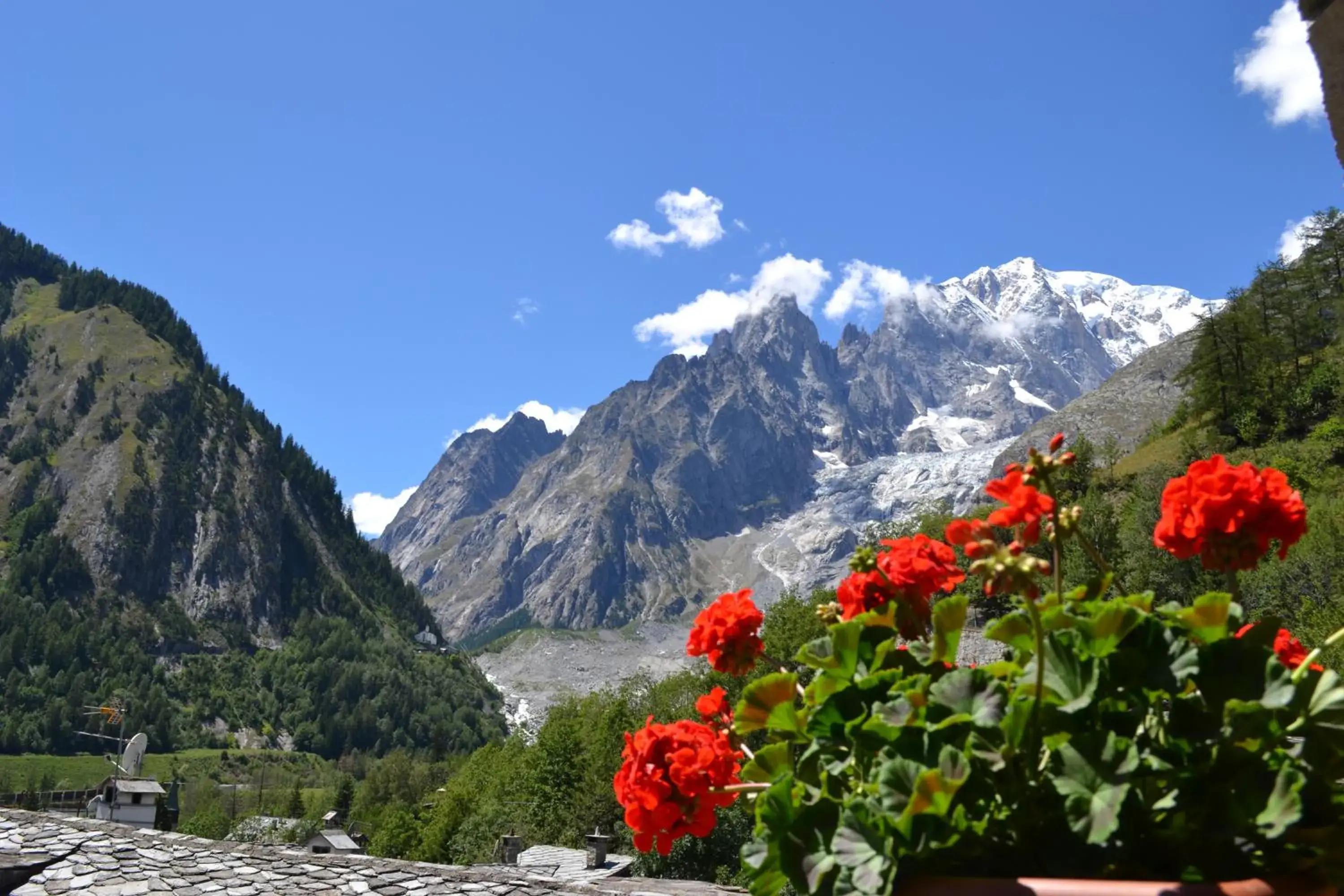 Mountain view, Natural Landscape in Hotel Pilier D'Angle & Wellness