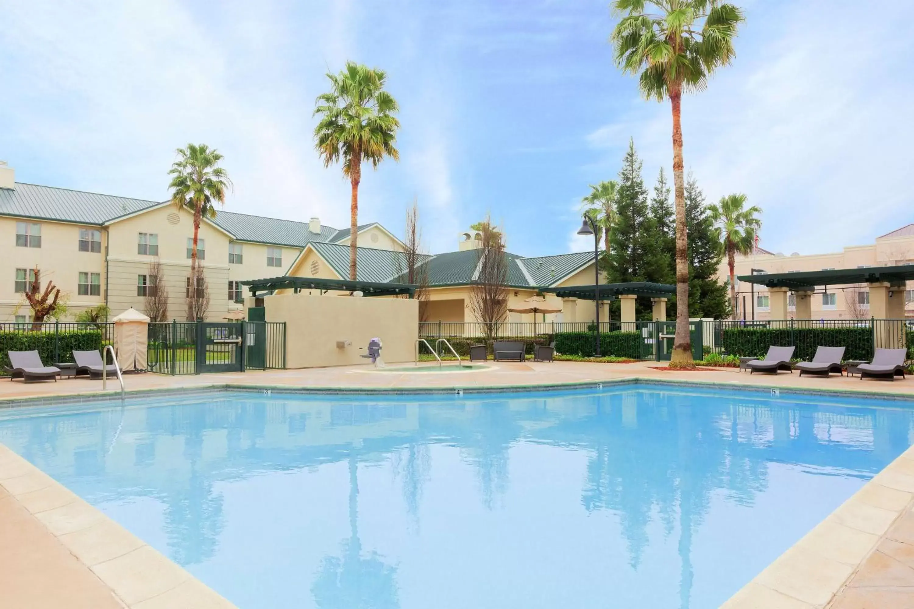 Property building, Swimming Pool in Homewood Suites by Hilton Sacramento Airport-Natomas