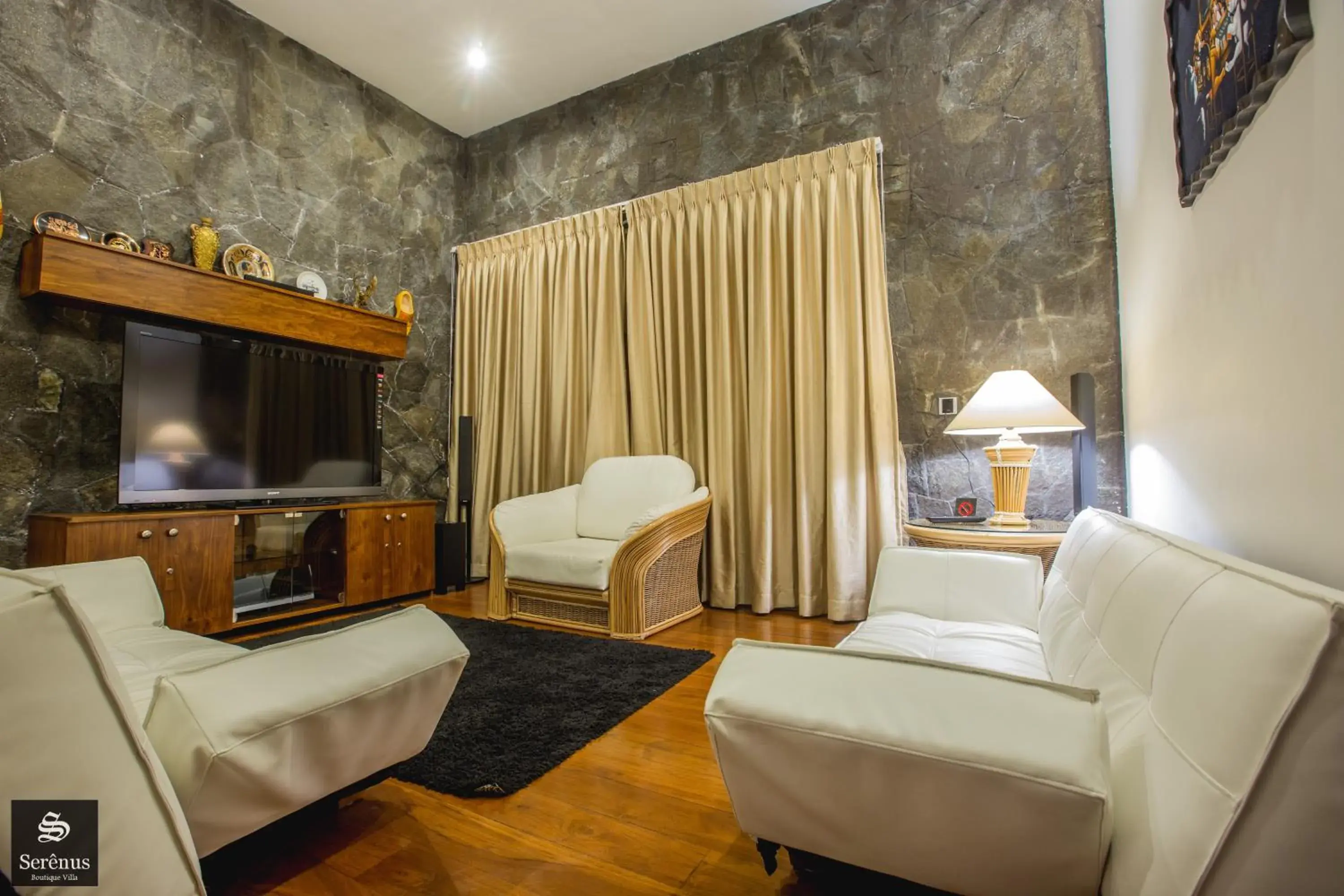 TV/Entertainment Center in Serenus Boutique Villa