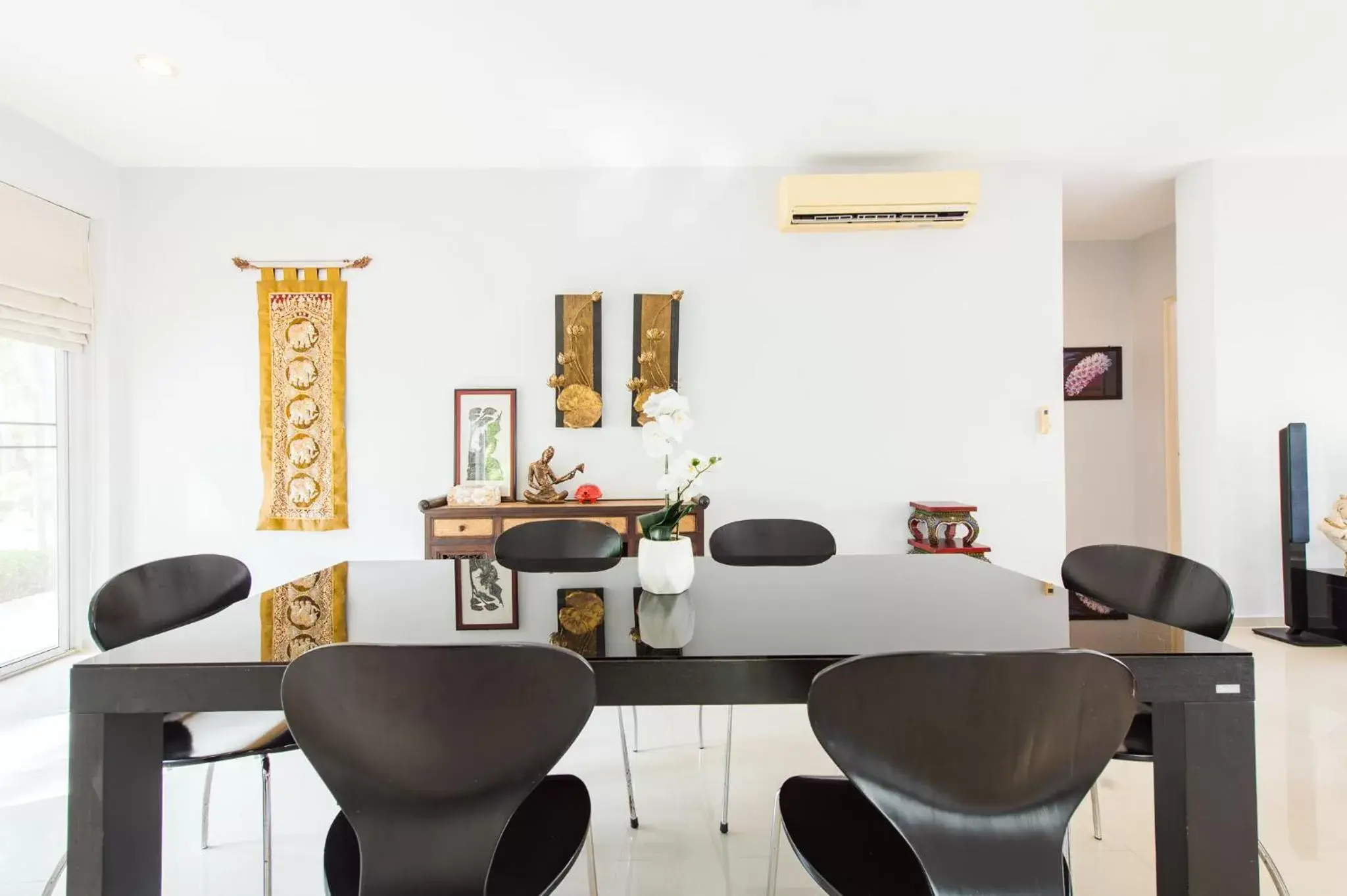 Dining area in The Beach Village Resort