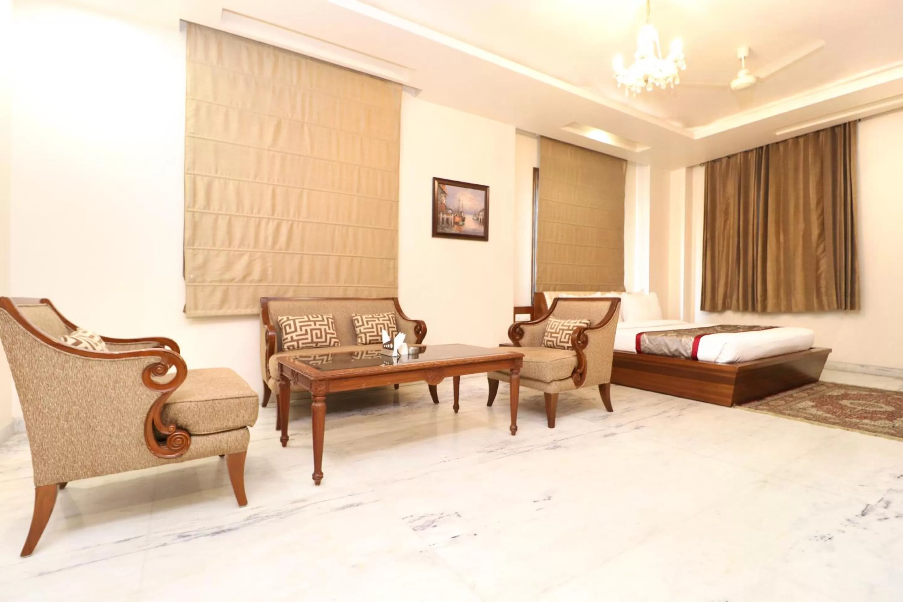 Living room in Hotel Leela Grande