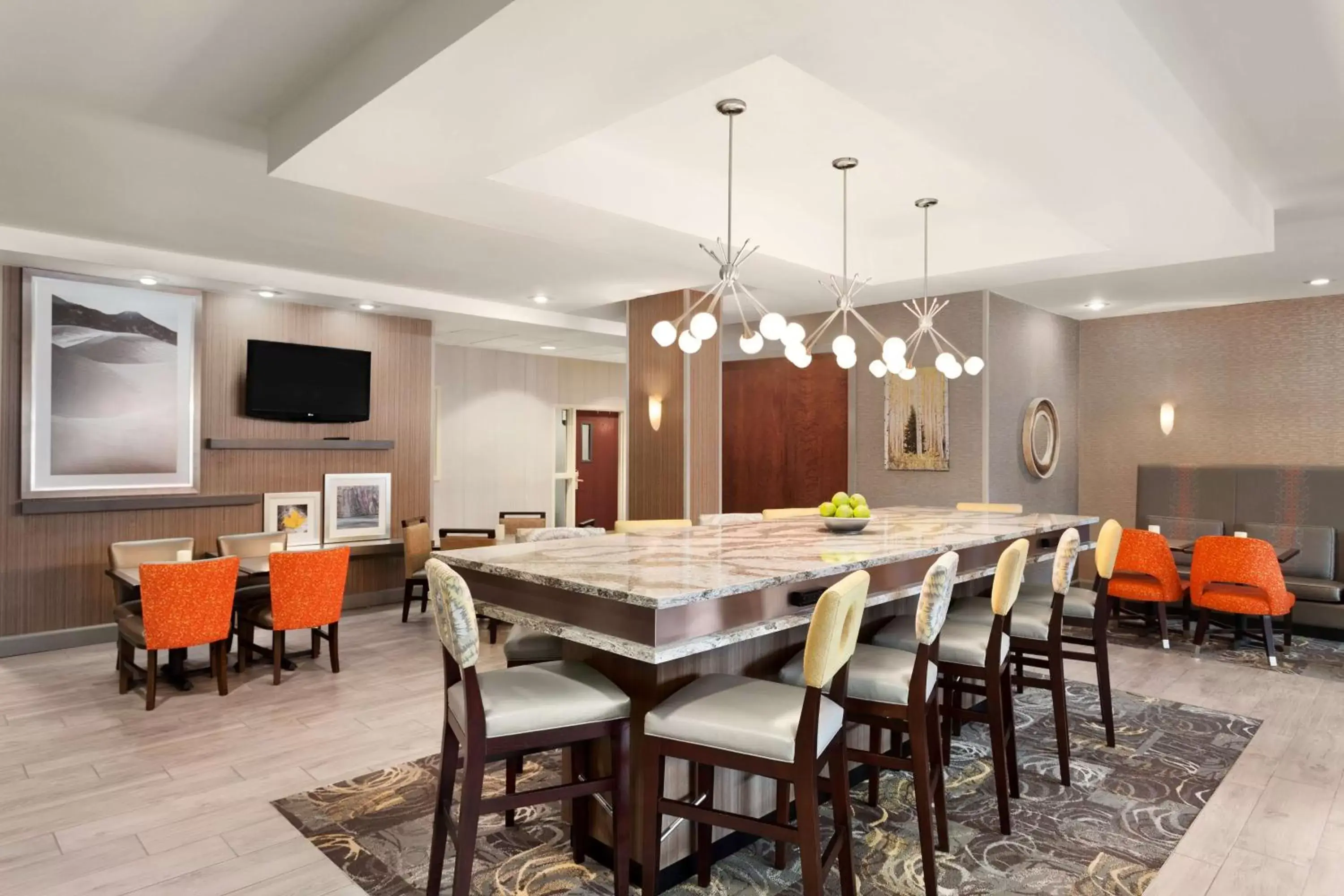 Lobby or reception, Dining Area in Hampton Inn & Suites Denver-Cherry Creek