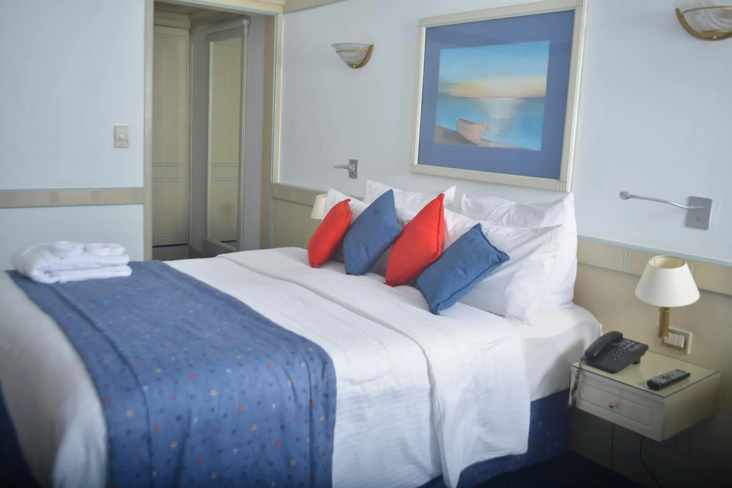 Bed in Romance Alexandria Hotel Bed in Romance Alexandria Hotel