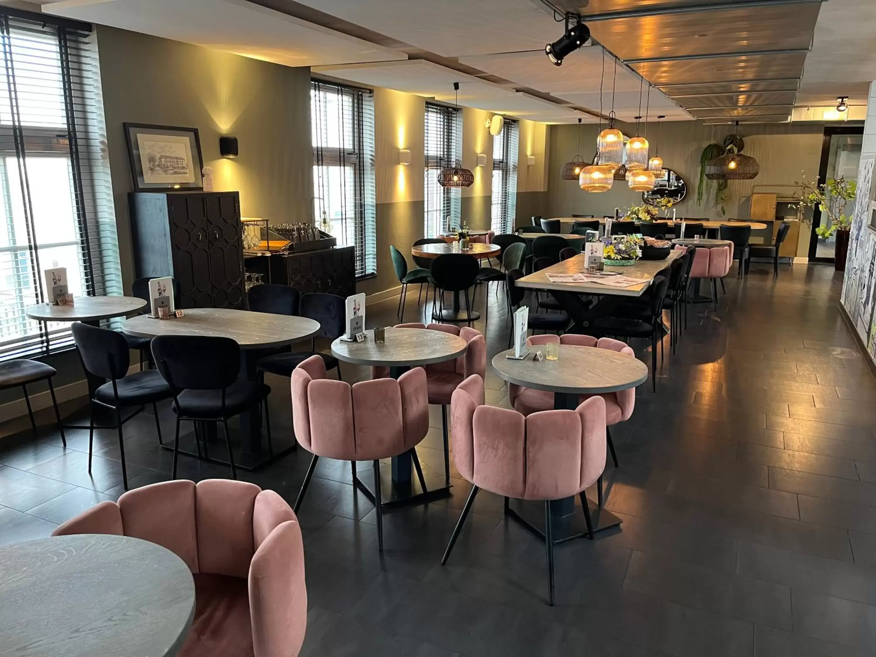 Restaurant/Places to Eat in Hotel Oostereiland