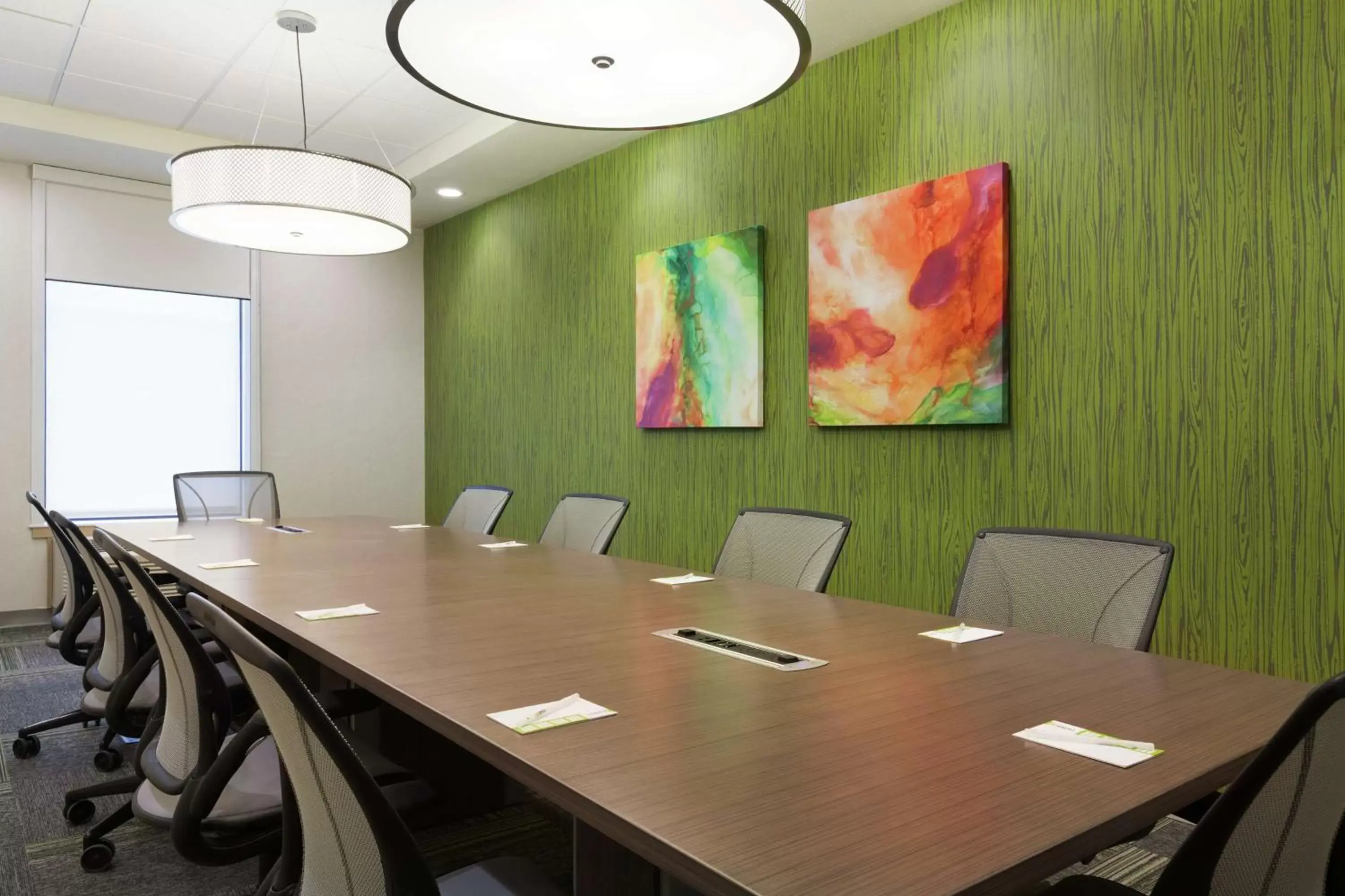 Meeting/conference room in Home2 Suites by Hilton Salt Lake City-East