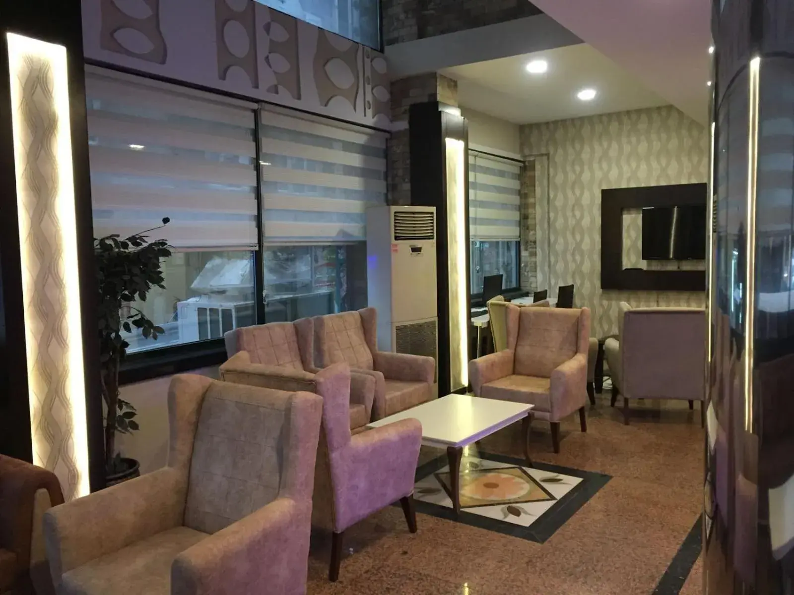 Lobby or reception, Seating Area in Buyuk Velic Hotel