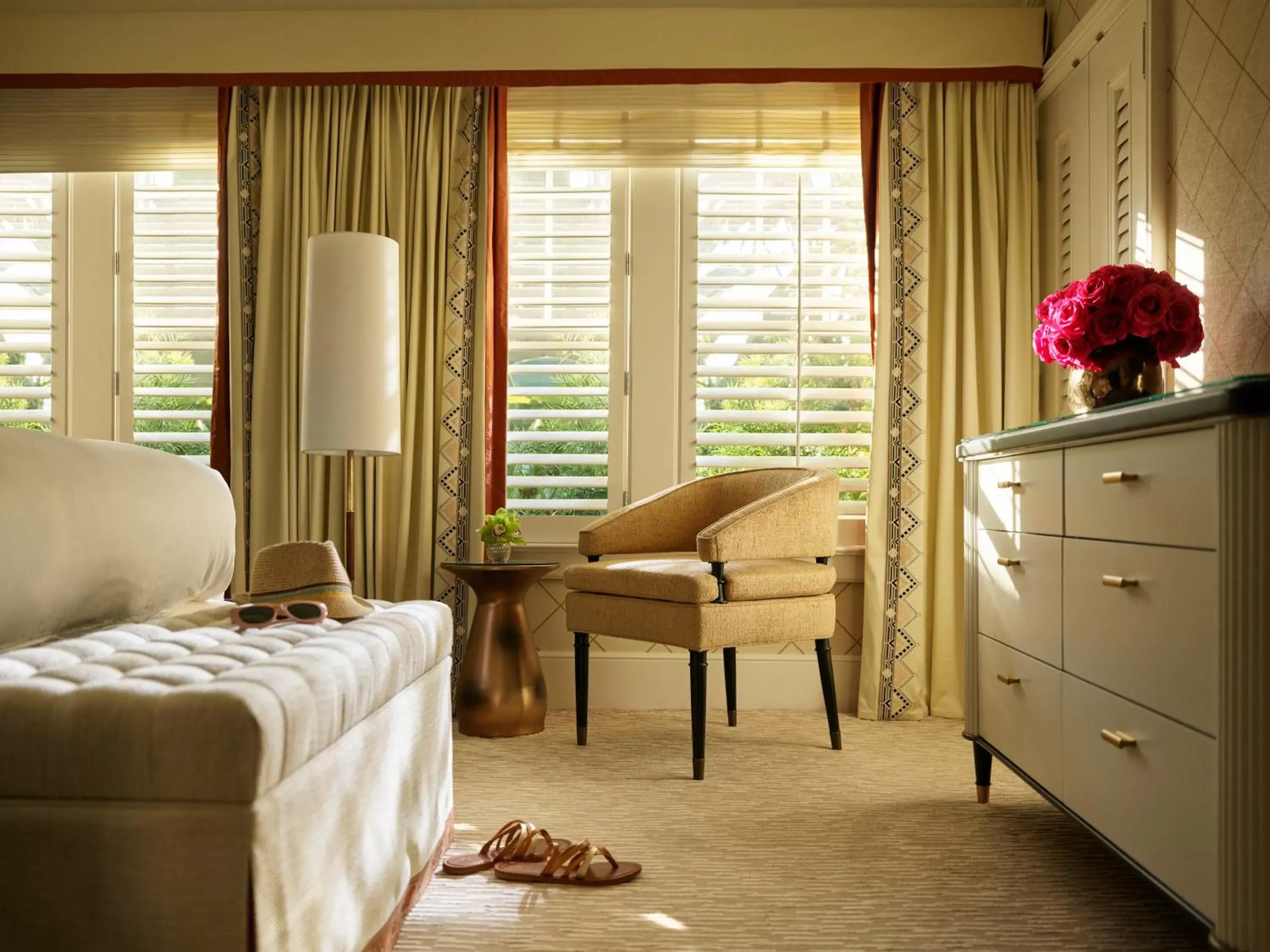 Bedroom, Seating Area in The Beverly Hills Hotel - Dorchester Collection