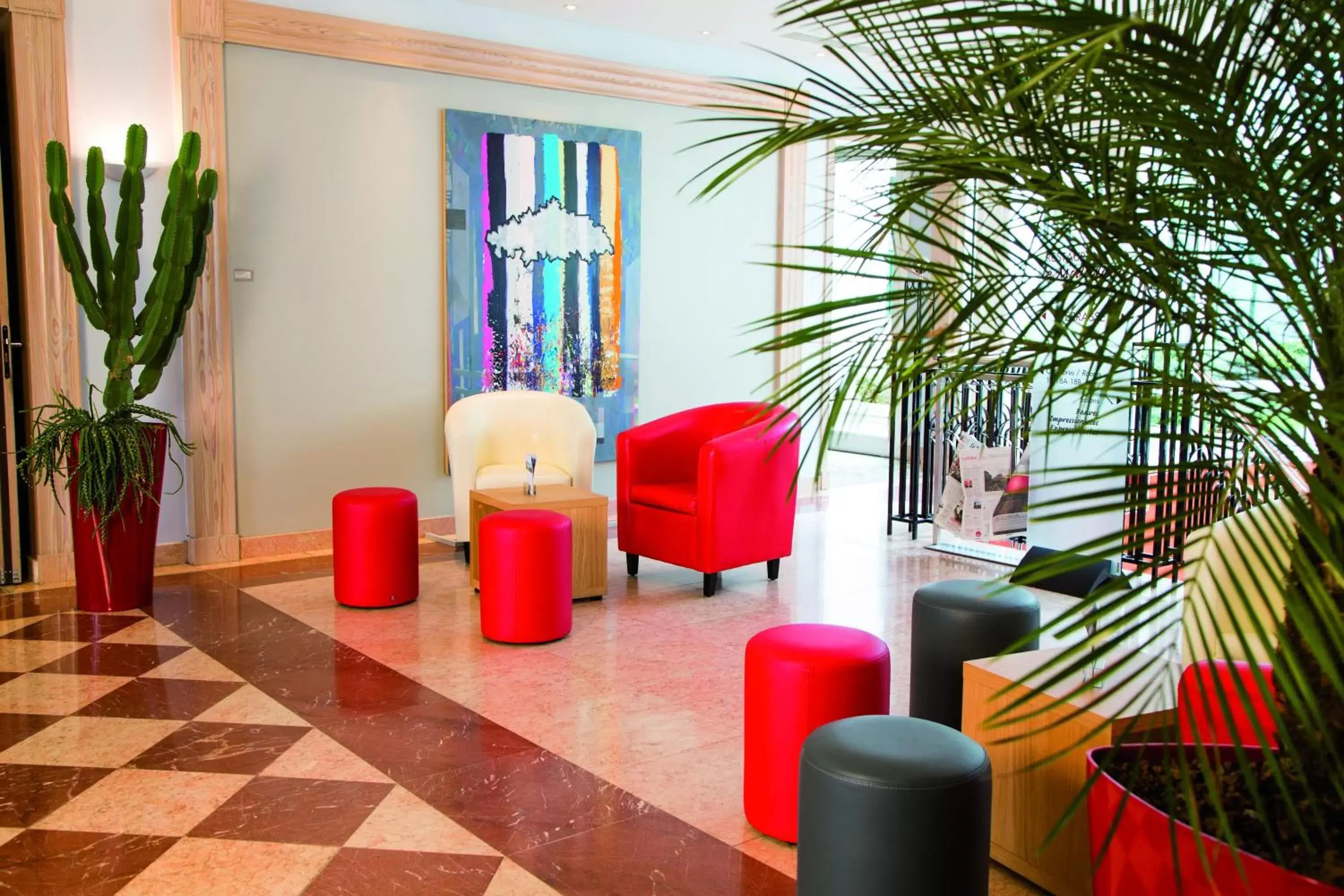 Lobby or reception in Hotel Vacances Bleues Villa Modigliani