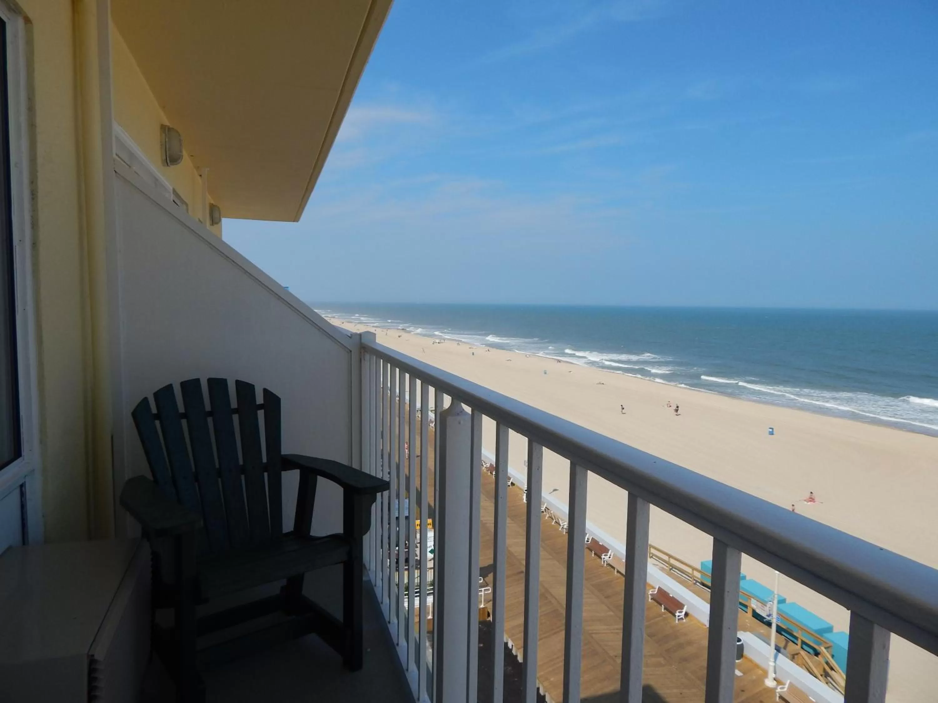 Patio in Howard Johnson Plaza by Wyndham Ocean City Oceanfront
