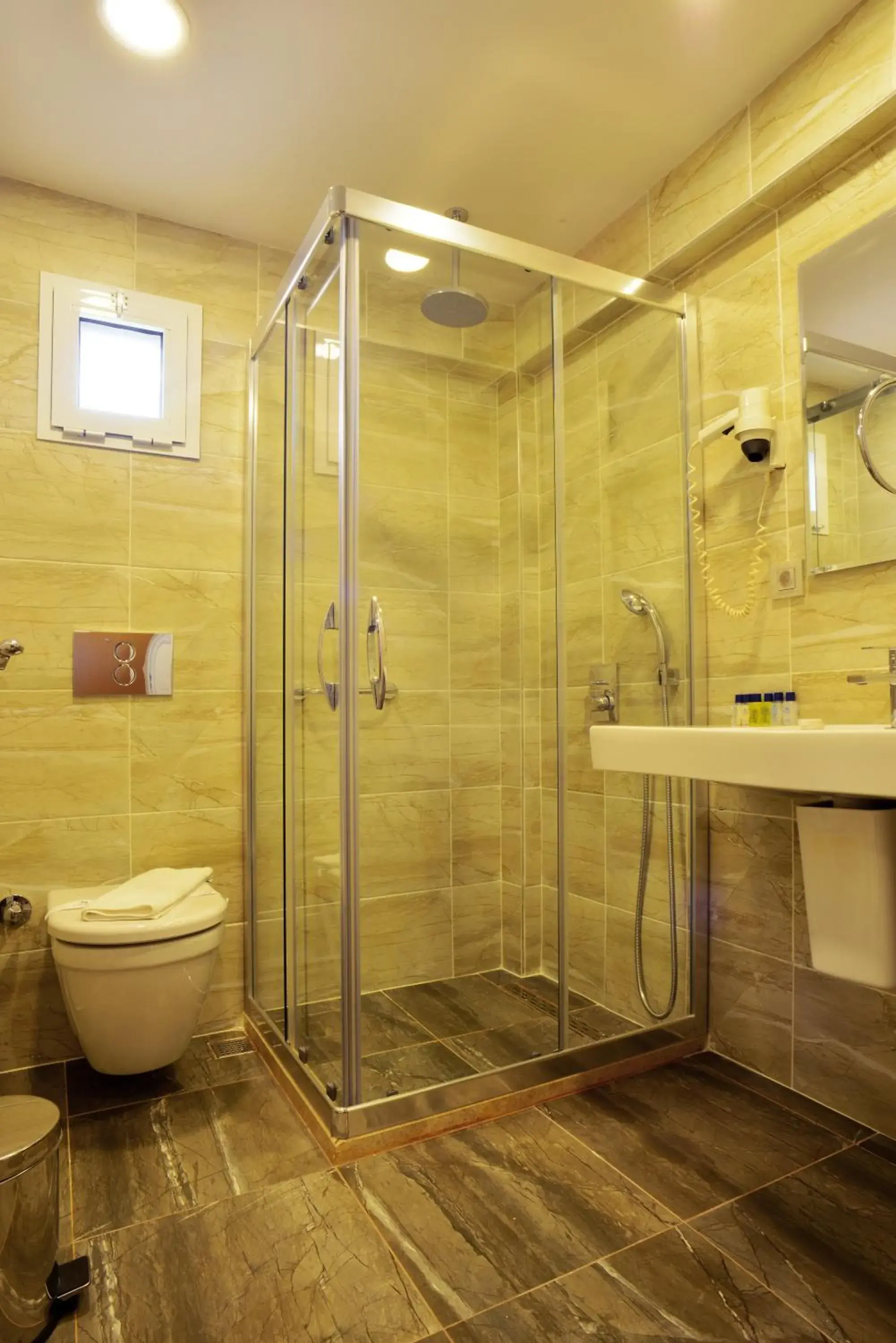 Bathroom in Maris Beach Hotel