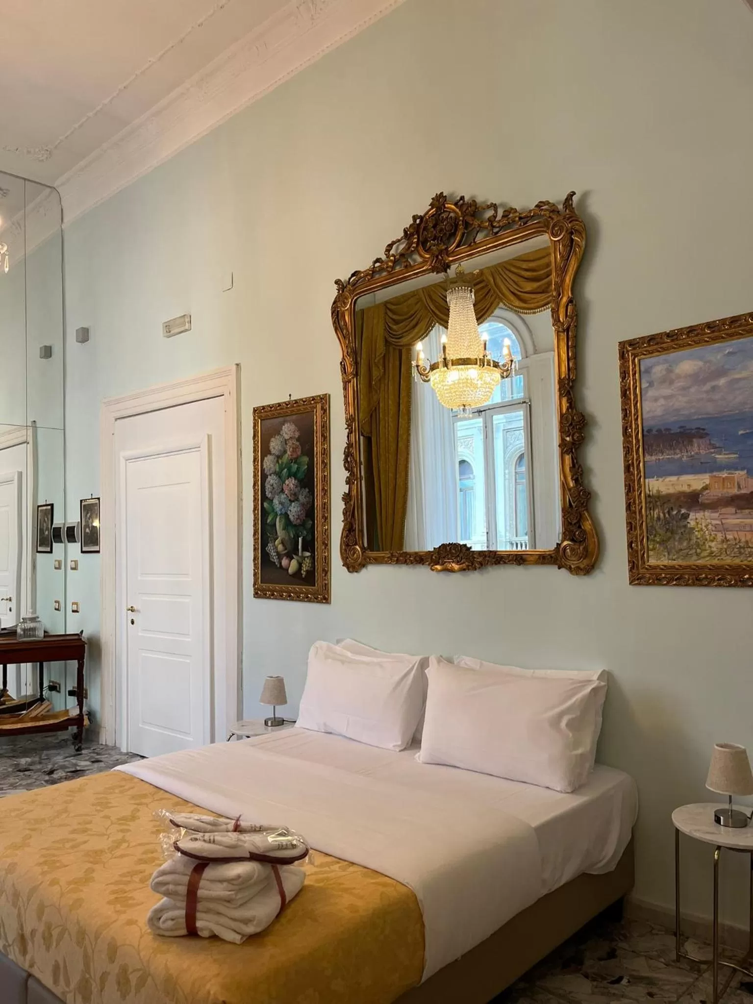 Bed in B&B Art Suite Santa Brigida