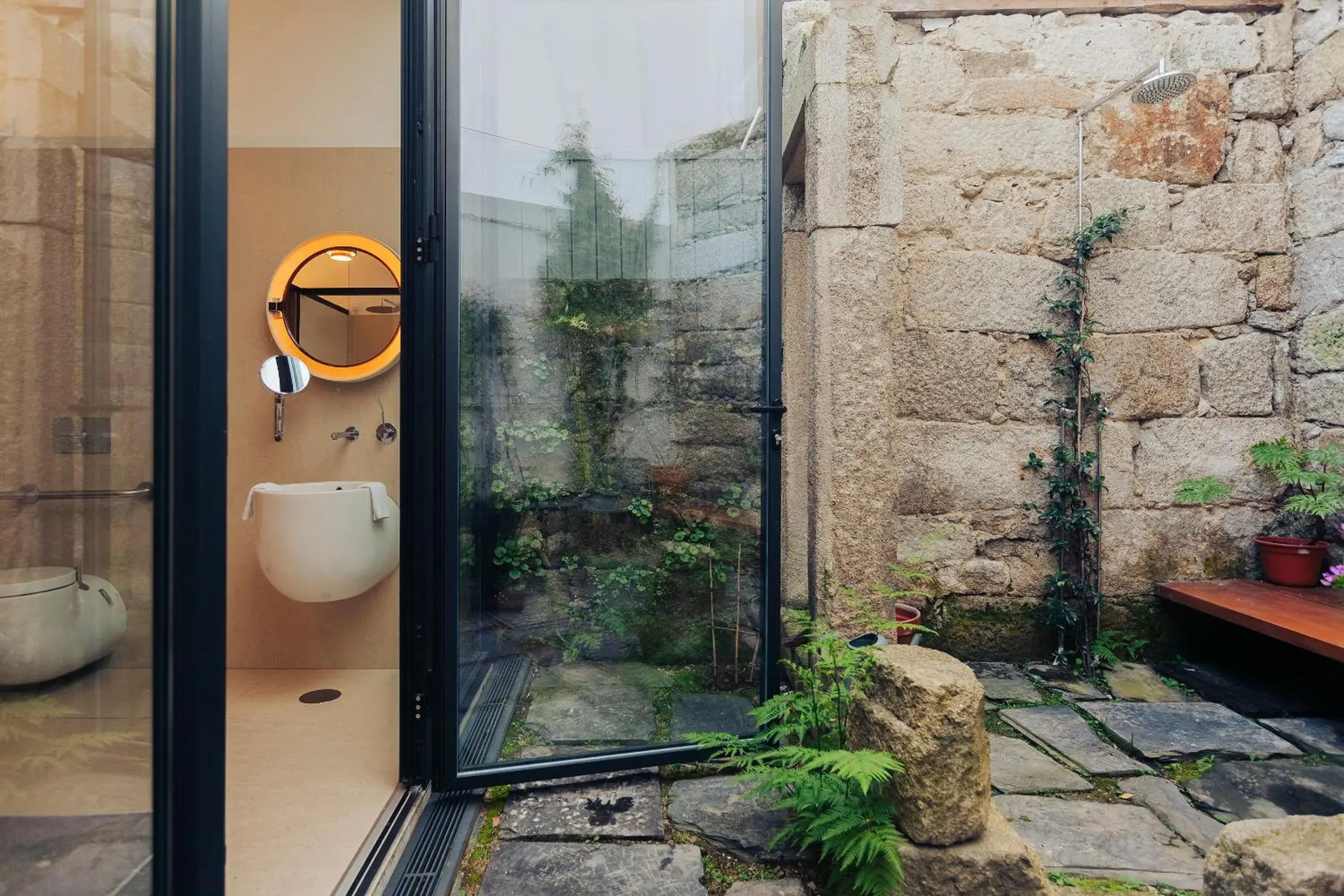 Shower, Bathroom in Rosa Et Al Townhouse