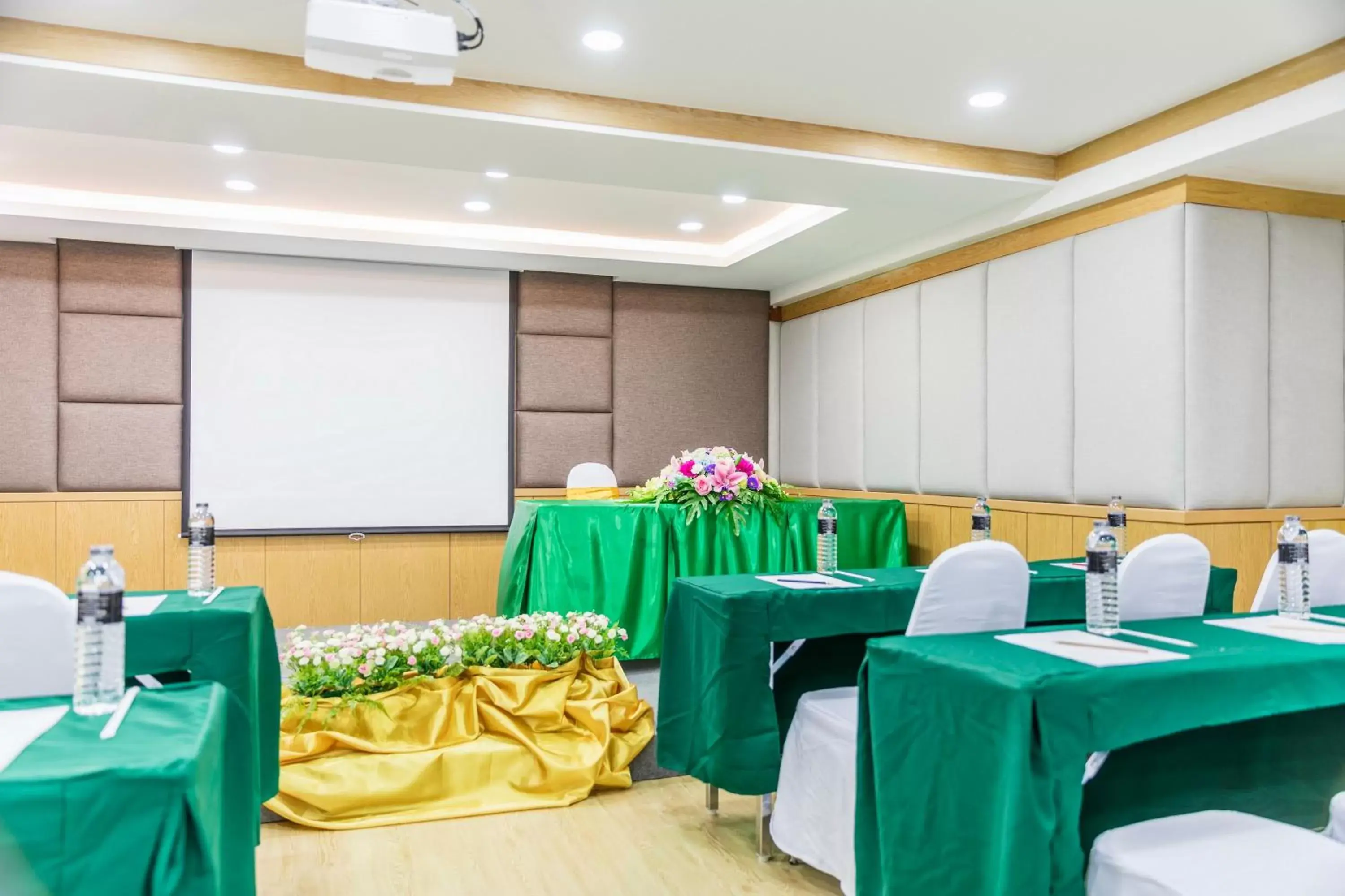 Meeting/conference room in Livotel Hotel Hua Mak Bangkok
