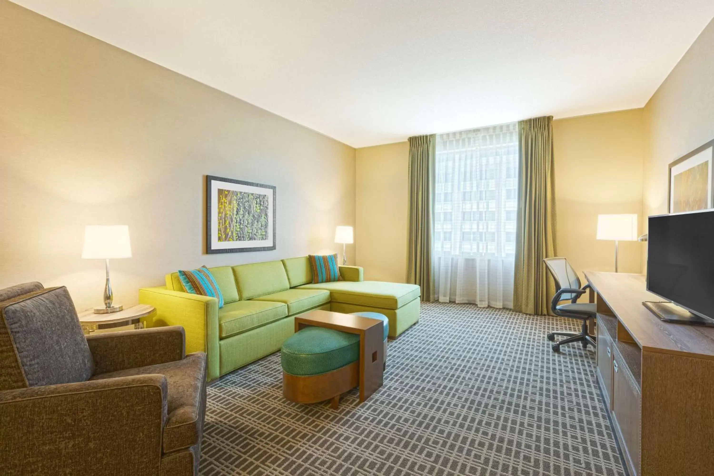 Living room, Seating Area in Homewood Suites by Hilton Houston Downtown