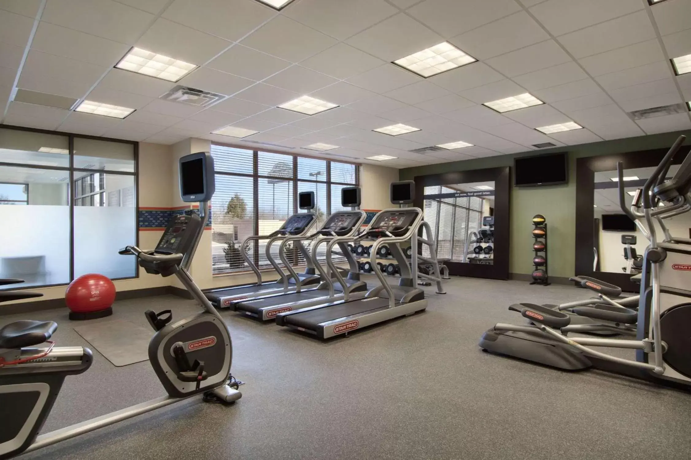 Fitness centre/facilities, Fitness Center/Facilities in Hampton Inn & Suites Charles Town