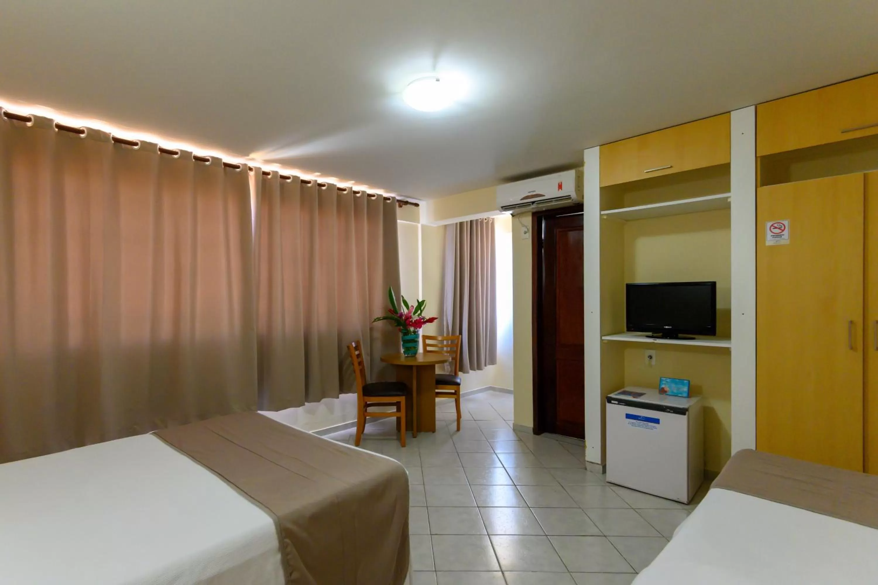 Photo of the whole room, Bed in Rede Andrade Bello Mare