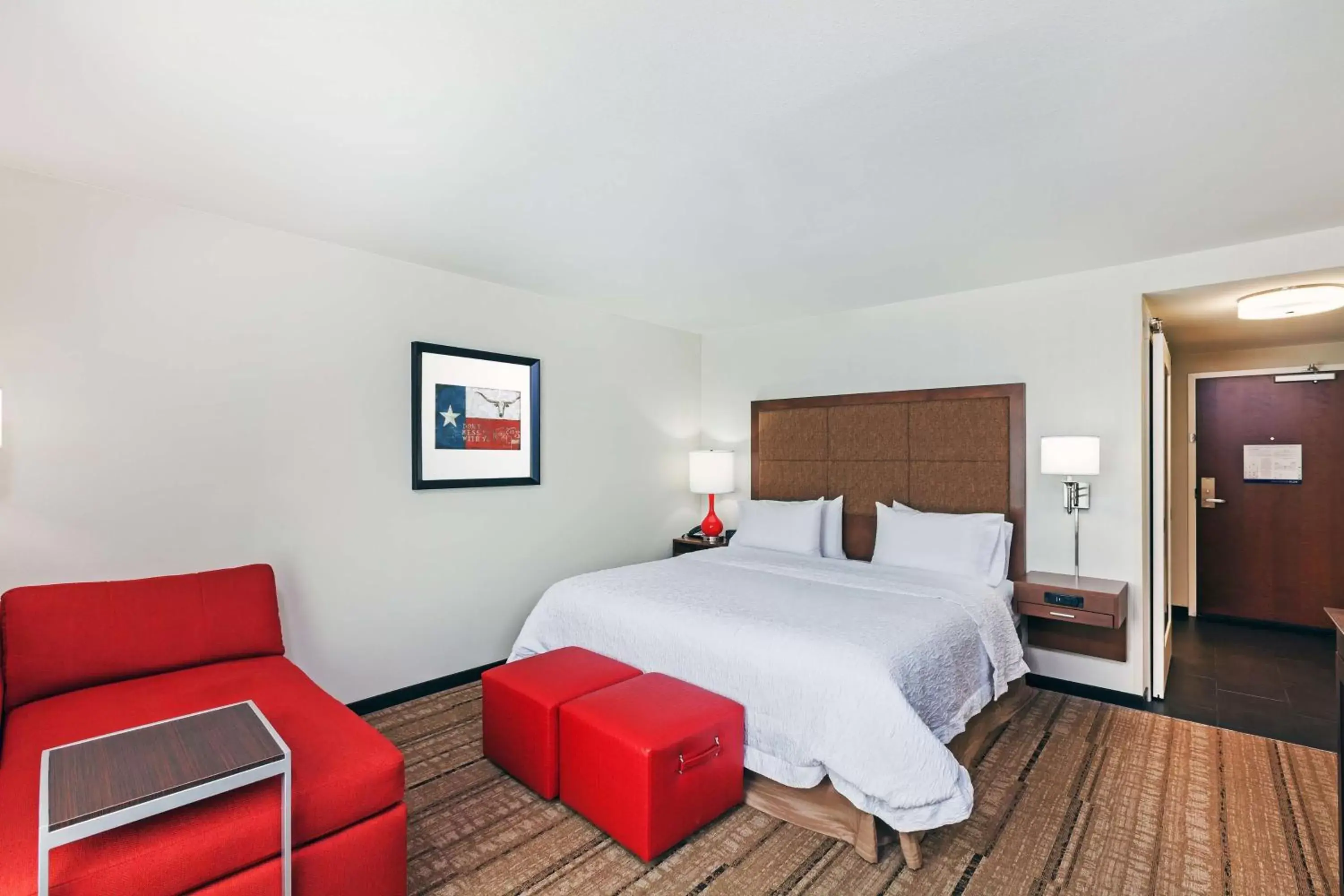 Living room, Bed in Hampton Inn & Suites Houston I-10 West Park Row, Tx