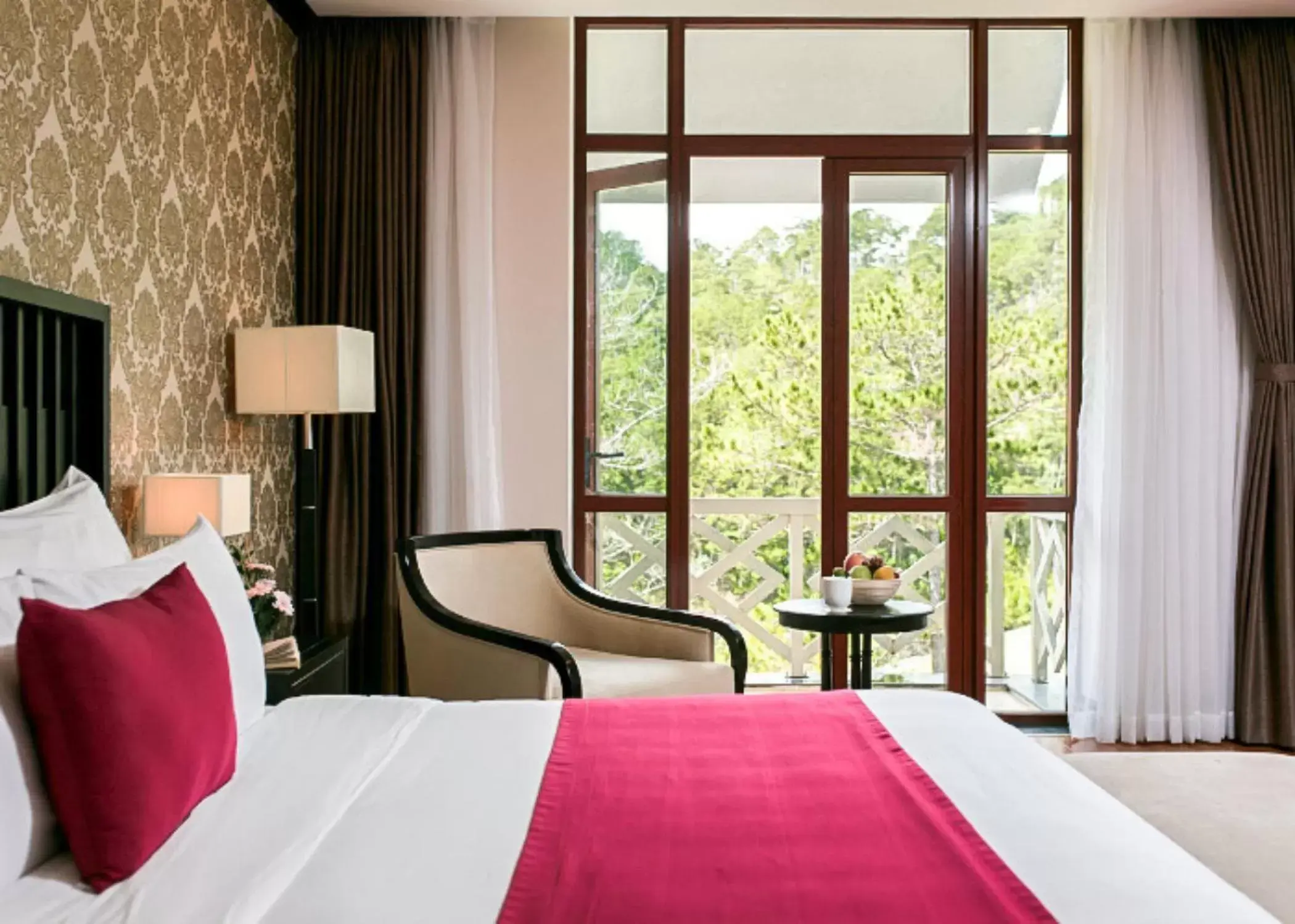 Bedroom, Bed in Swiss-Belresort Tuyen Lam Bedroom, Bed in Swiss-Belresort Tuyen Lam