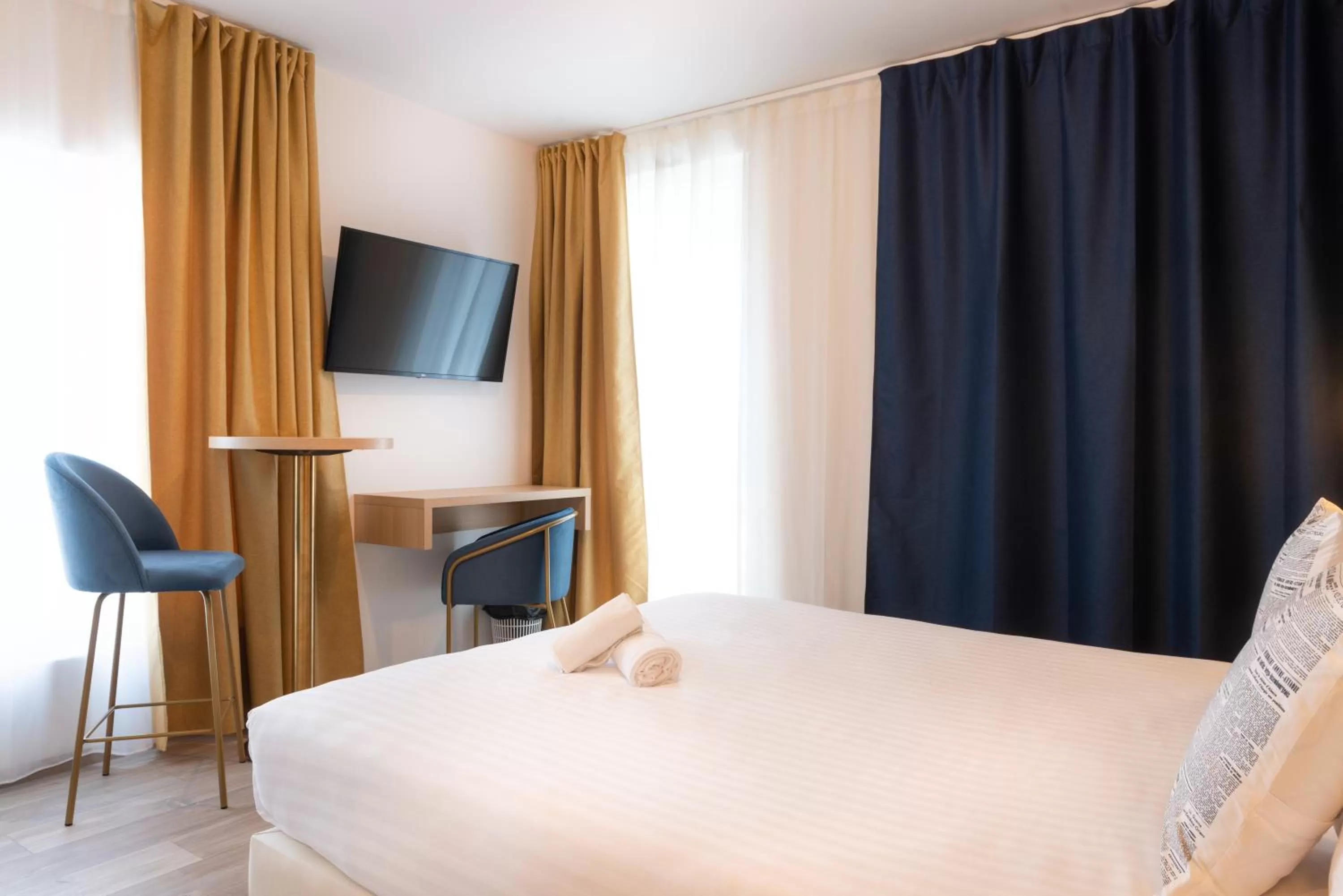 Photo of the whole room in The Originals Résidence Le Monde Paris Ivry Confluence