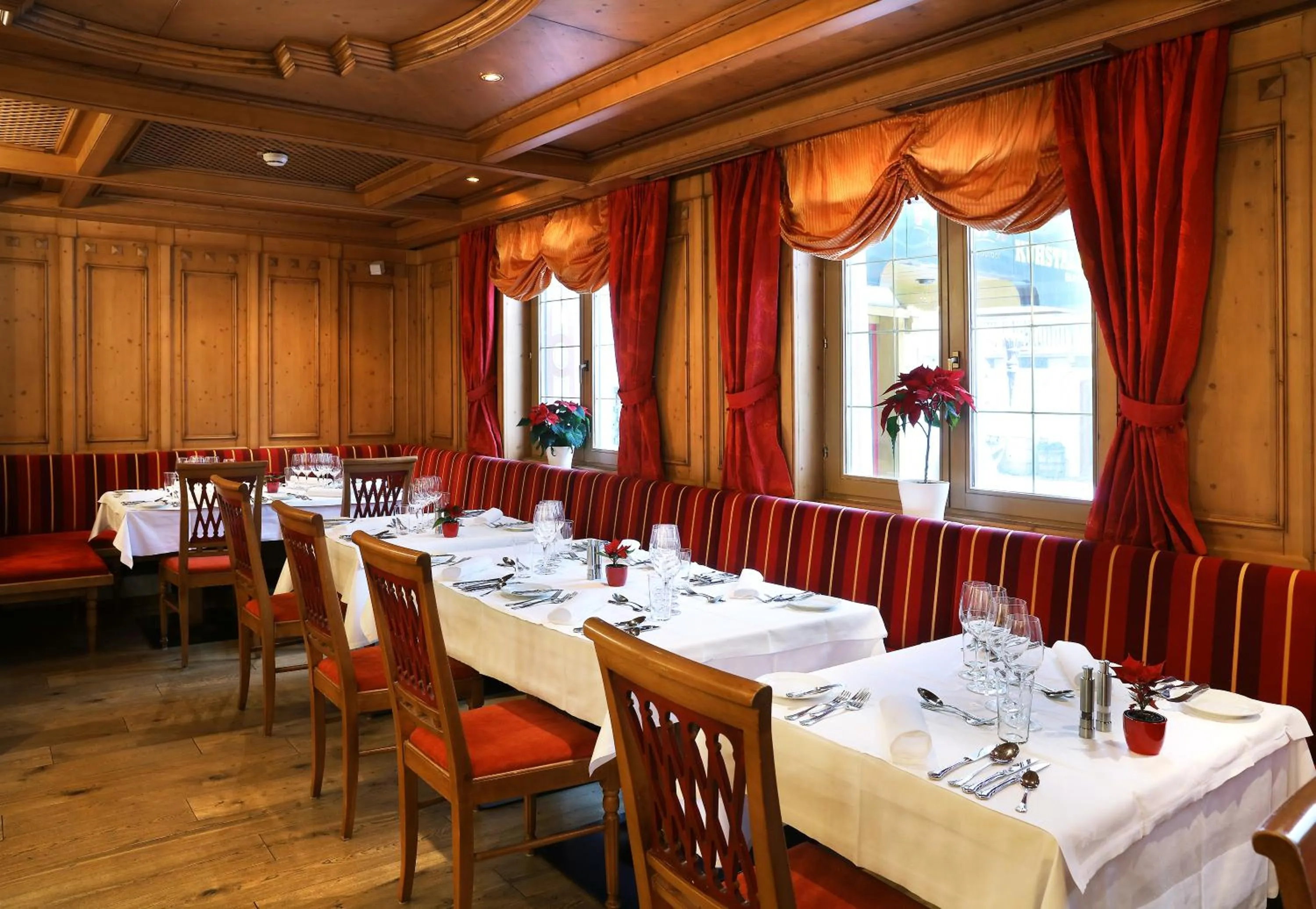 Restaurant/places to eat in JUFA Alpenhotel Saalbach