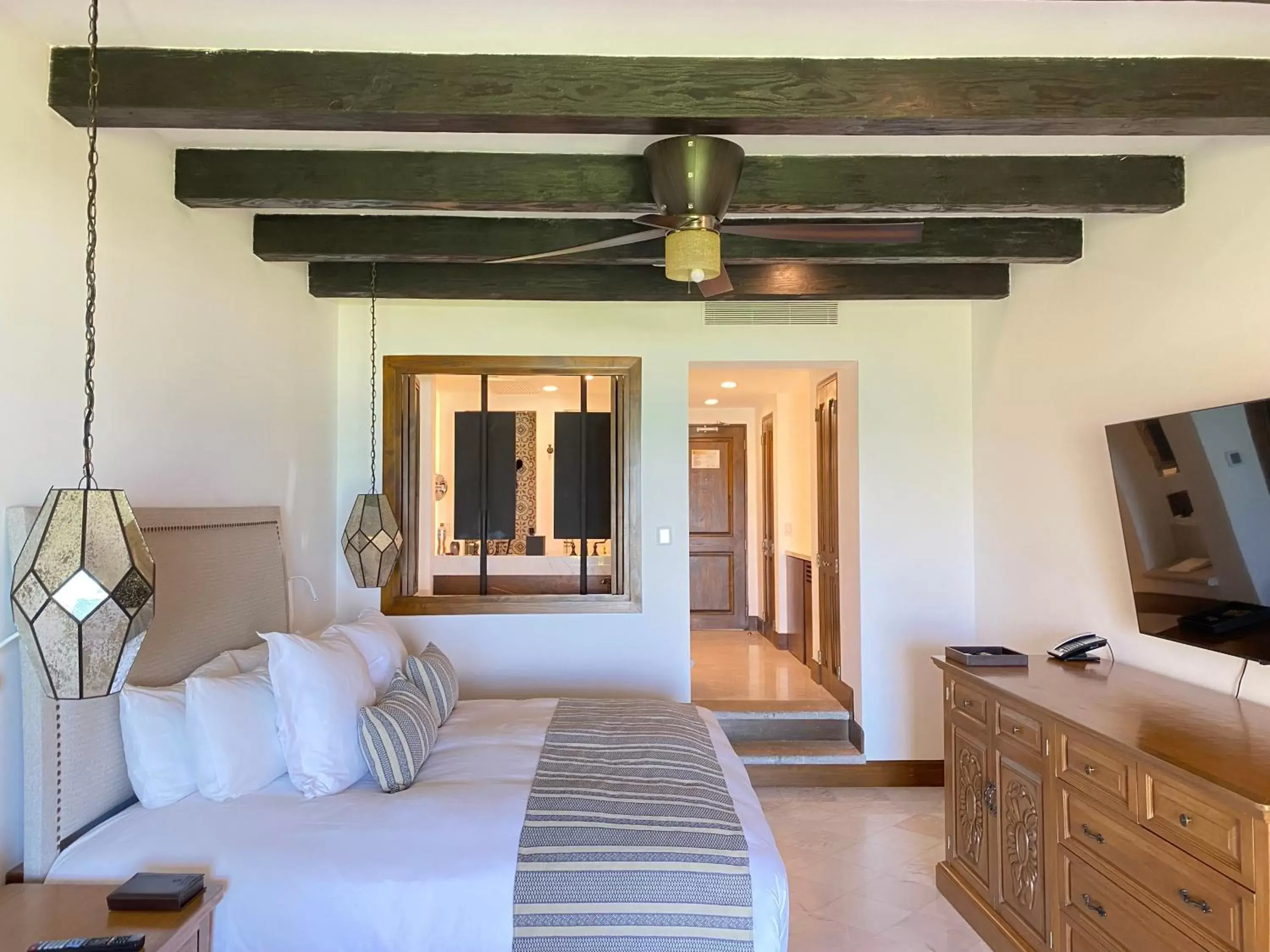 Bedroom, Bed in Zoetry Casa del Mar Los Cabos