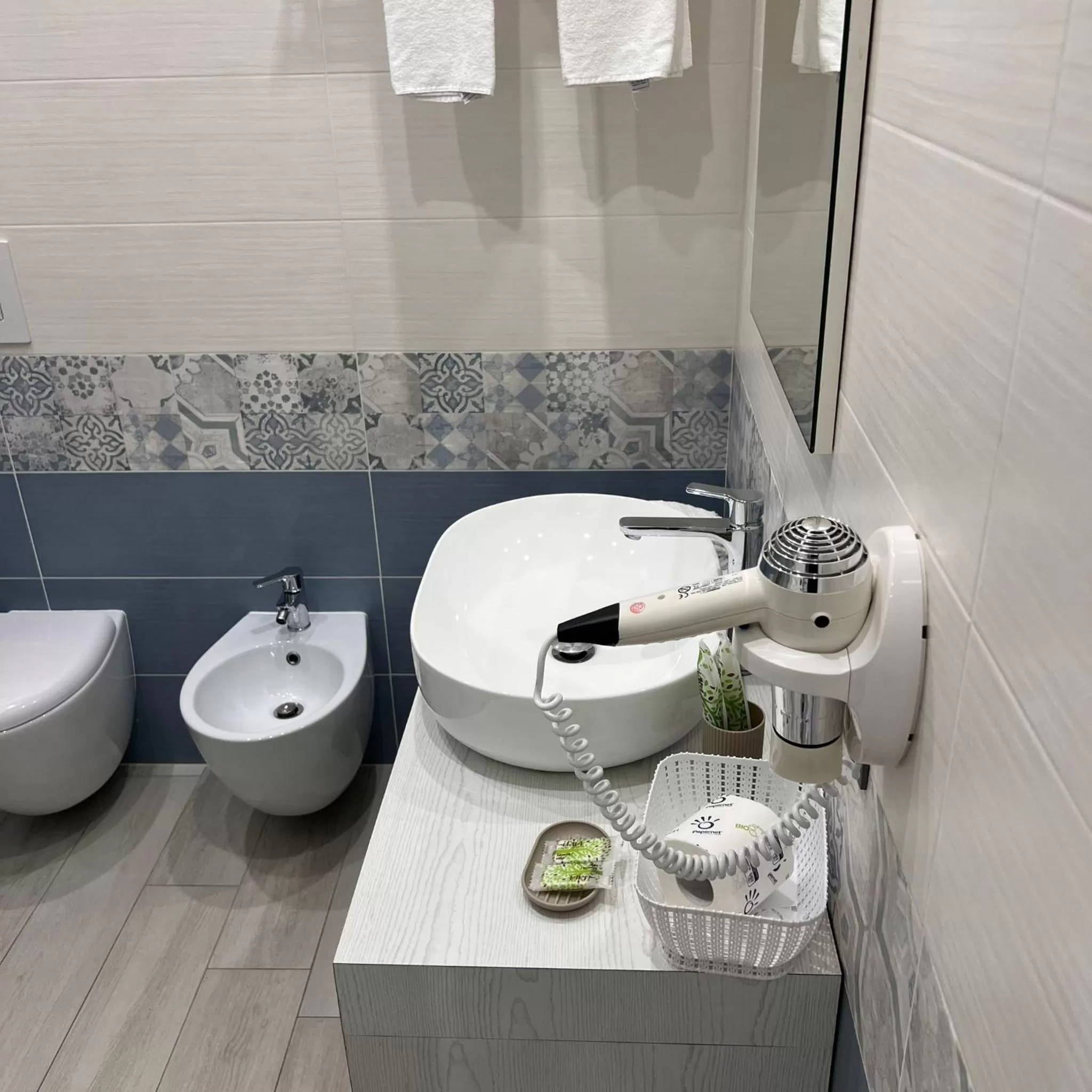 Bathroom in Toledo Relax