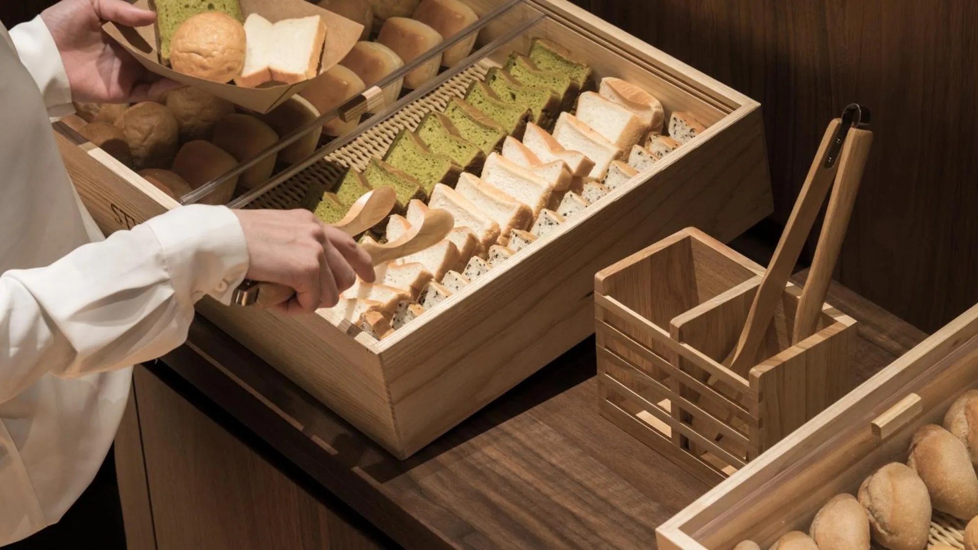 Breakfast in Nest Hotel Tokyo Hanzomon