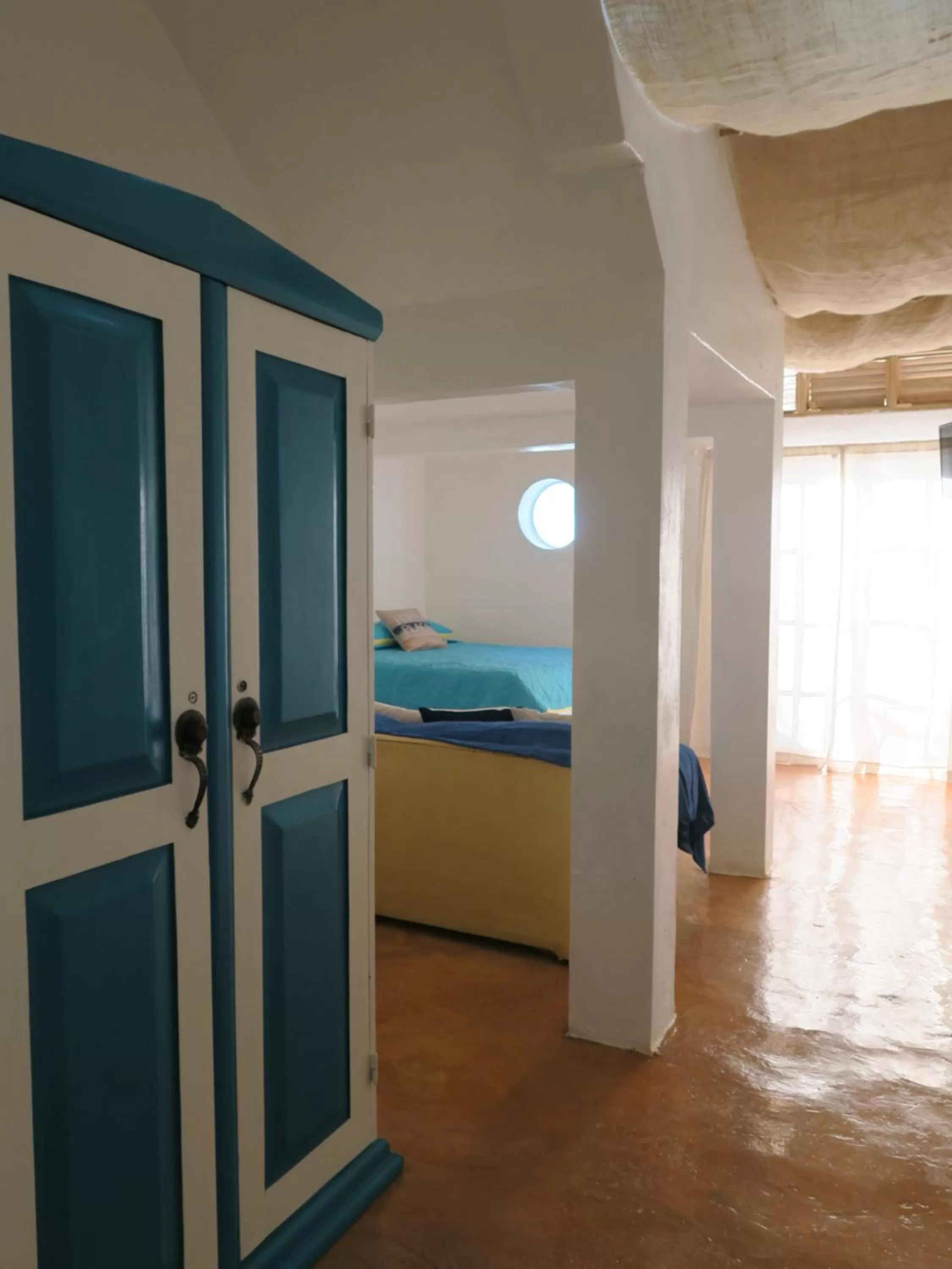 Bedroom, Bed in Hotel Club Rolling Stone