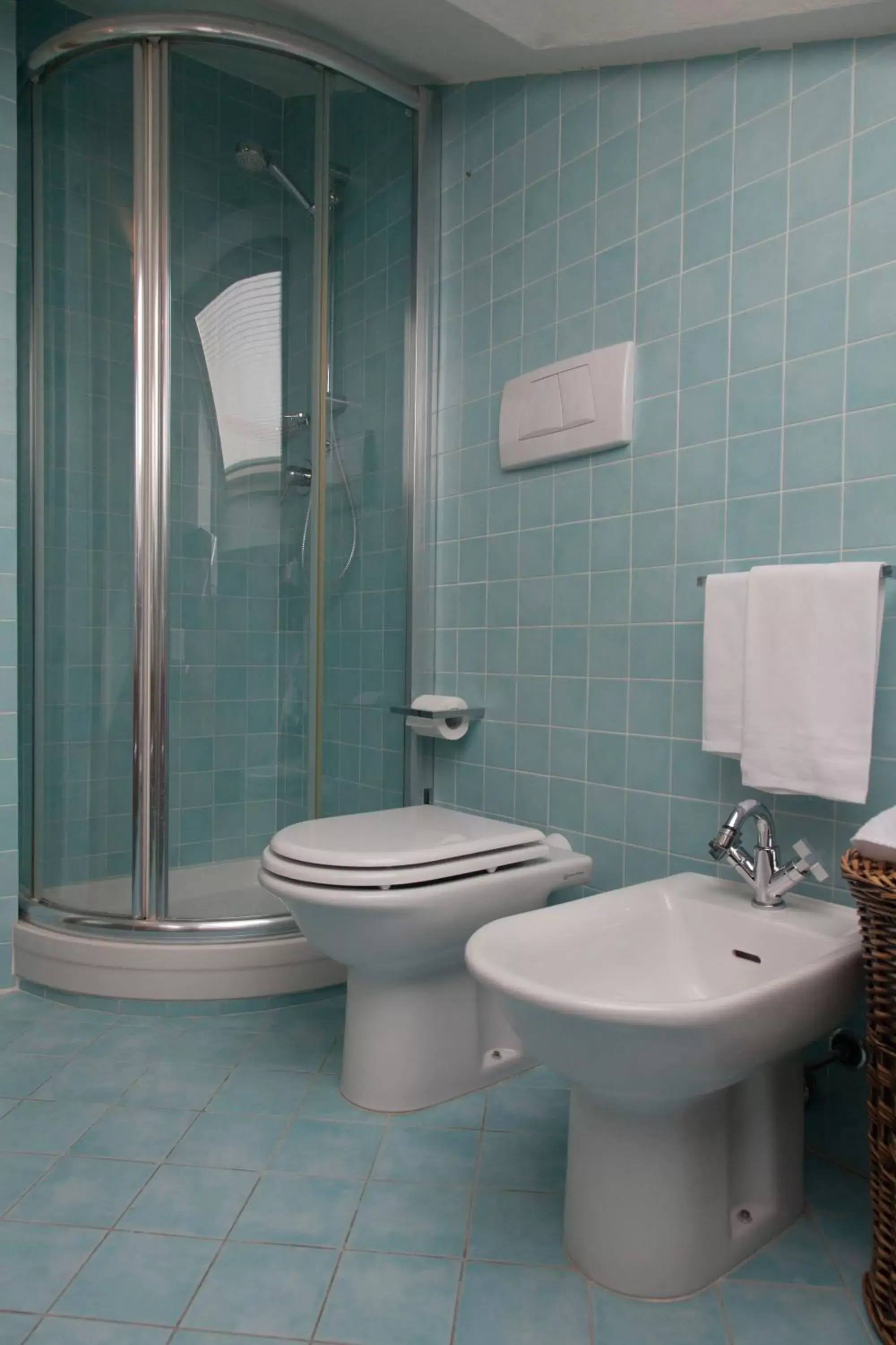 Bathroom in Exclusive Aparthotel La Reunion