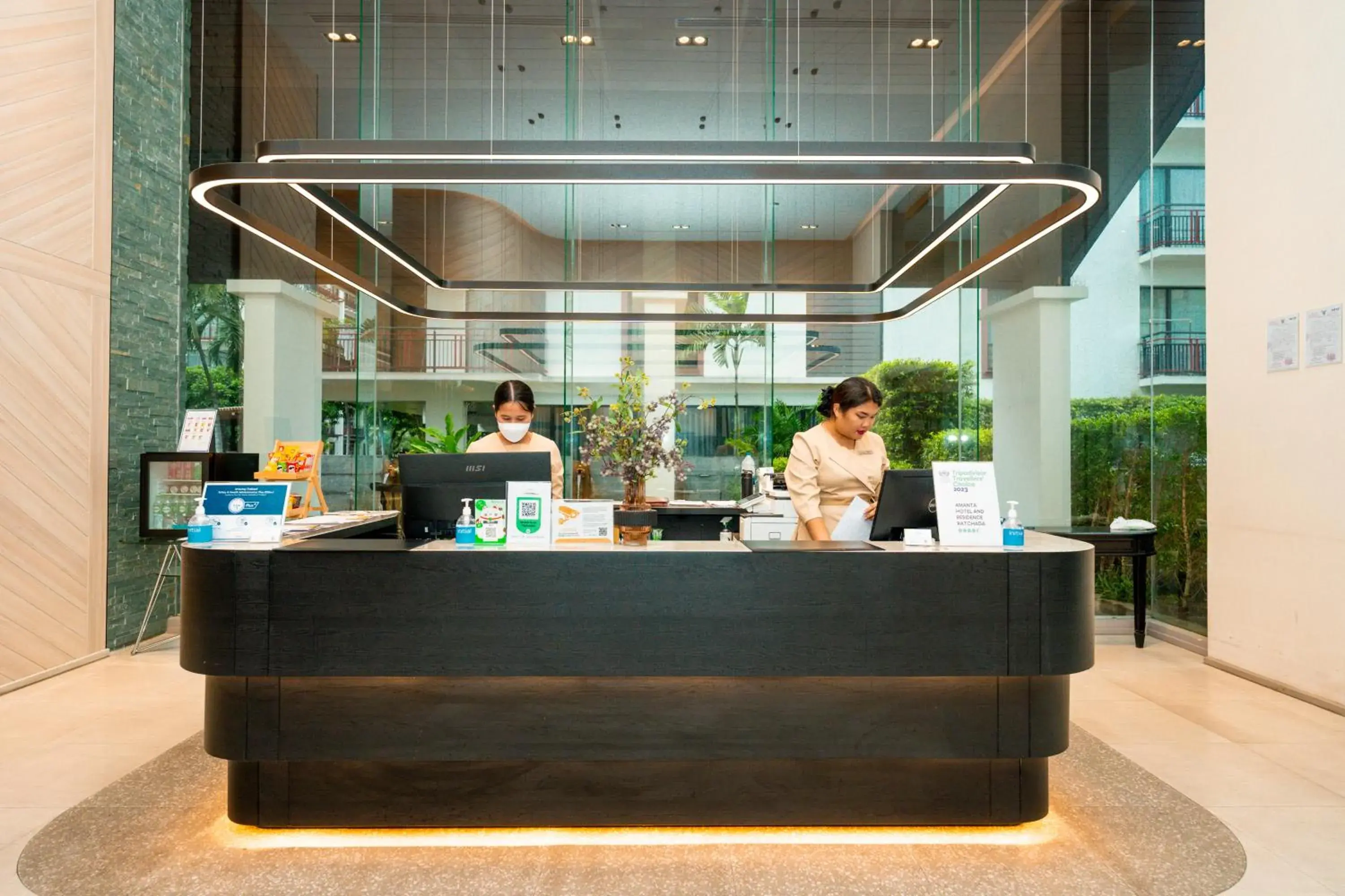 Lobby or reception in Amanta Hotel & Residence Ratchada