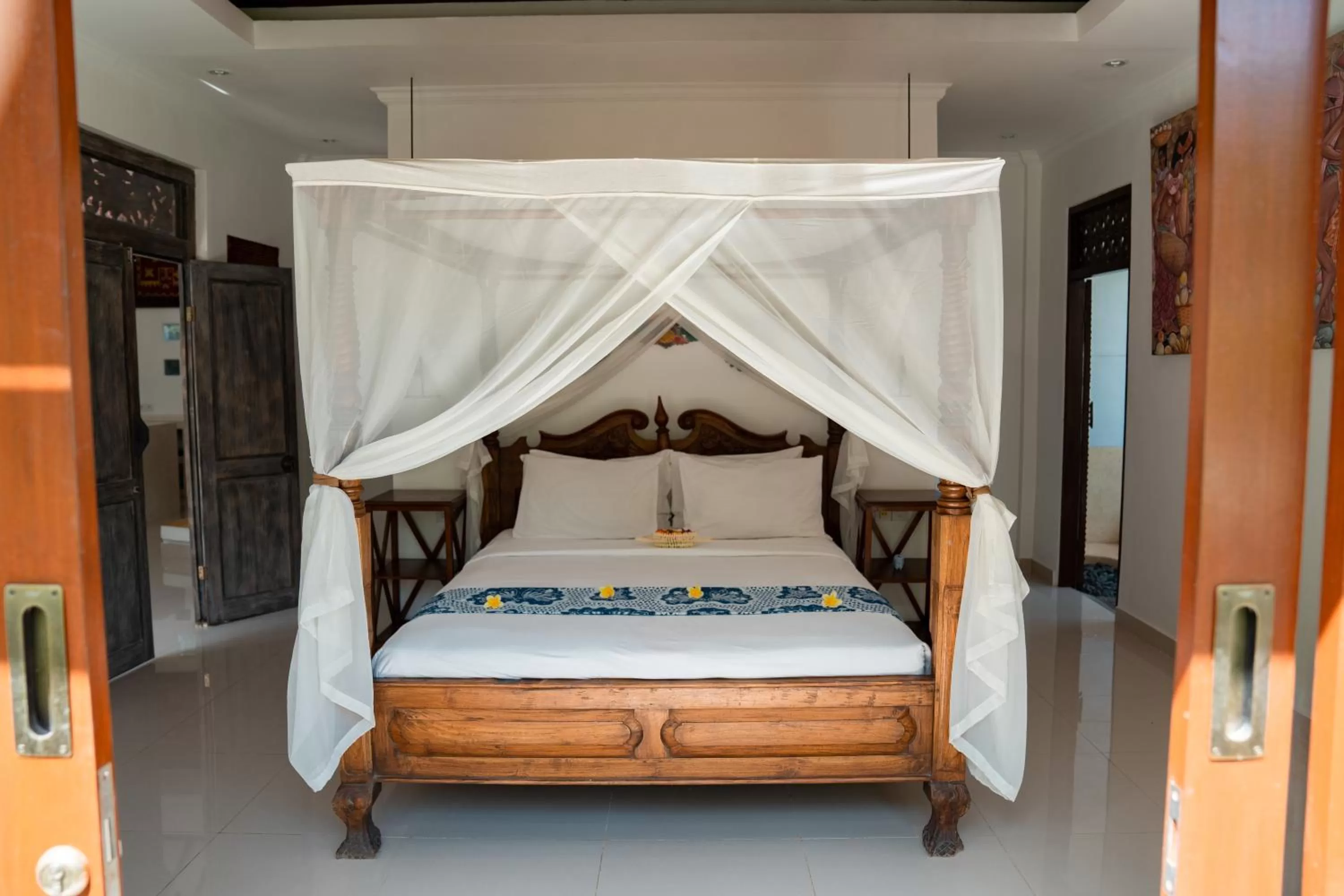 Bed in Gusde Tranquil Villas by EPS