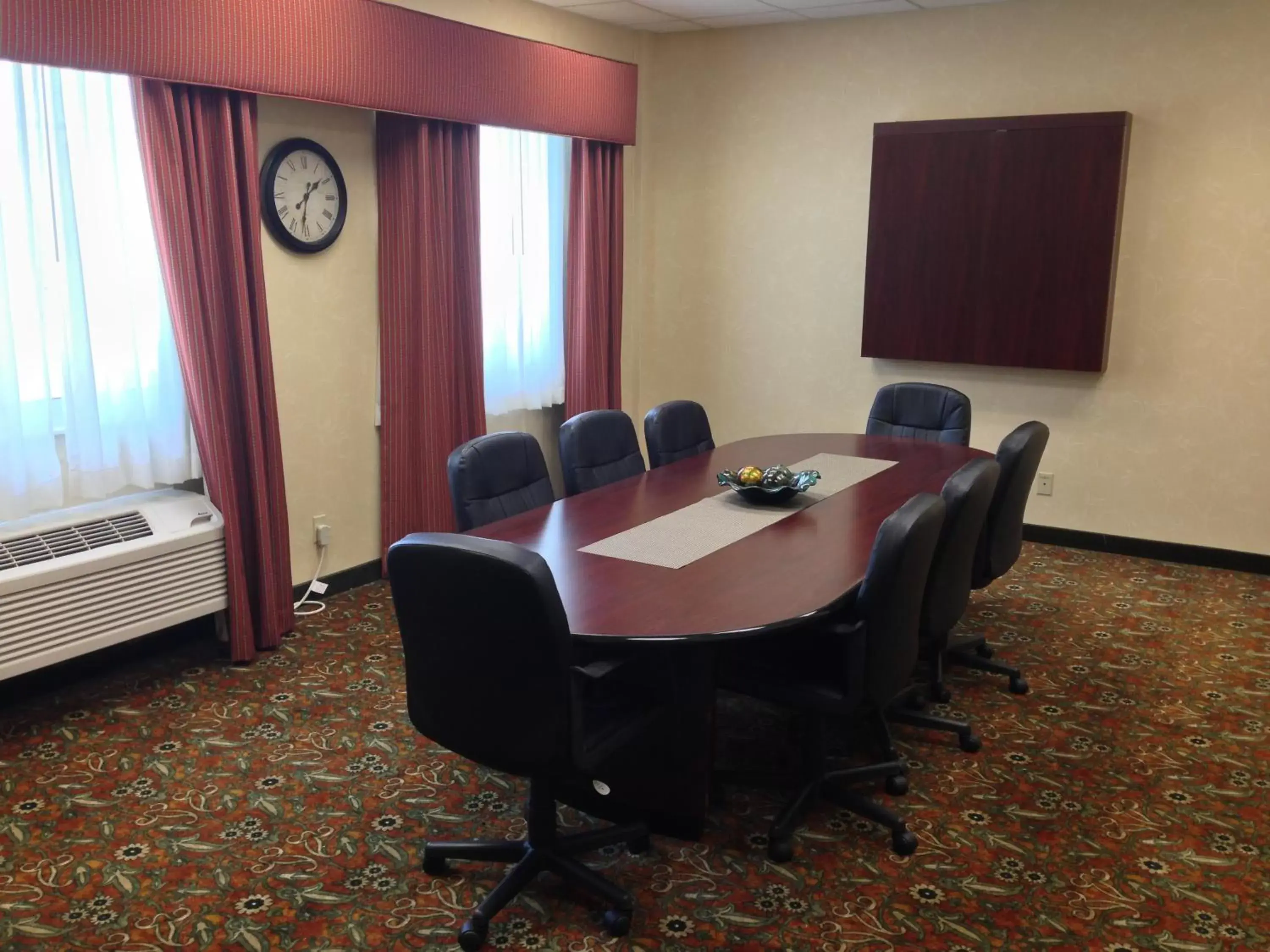 Business facilities in Country Inn & Suites by Radisson, Oklahoma City at Northwest Expressway, OK