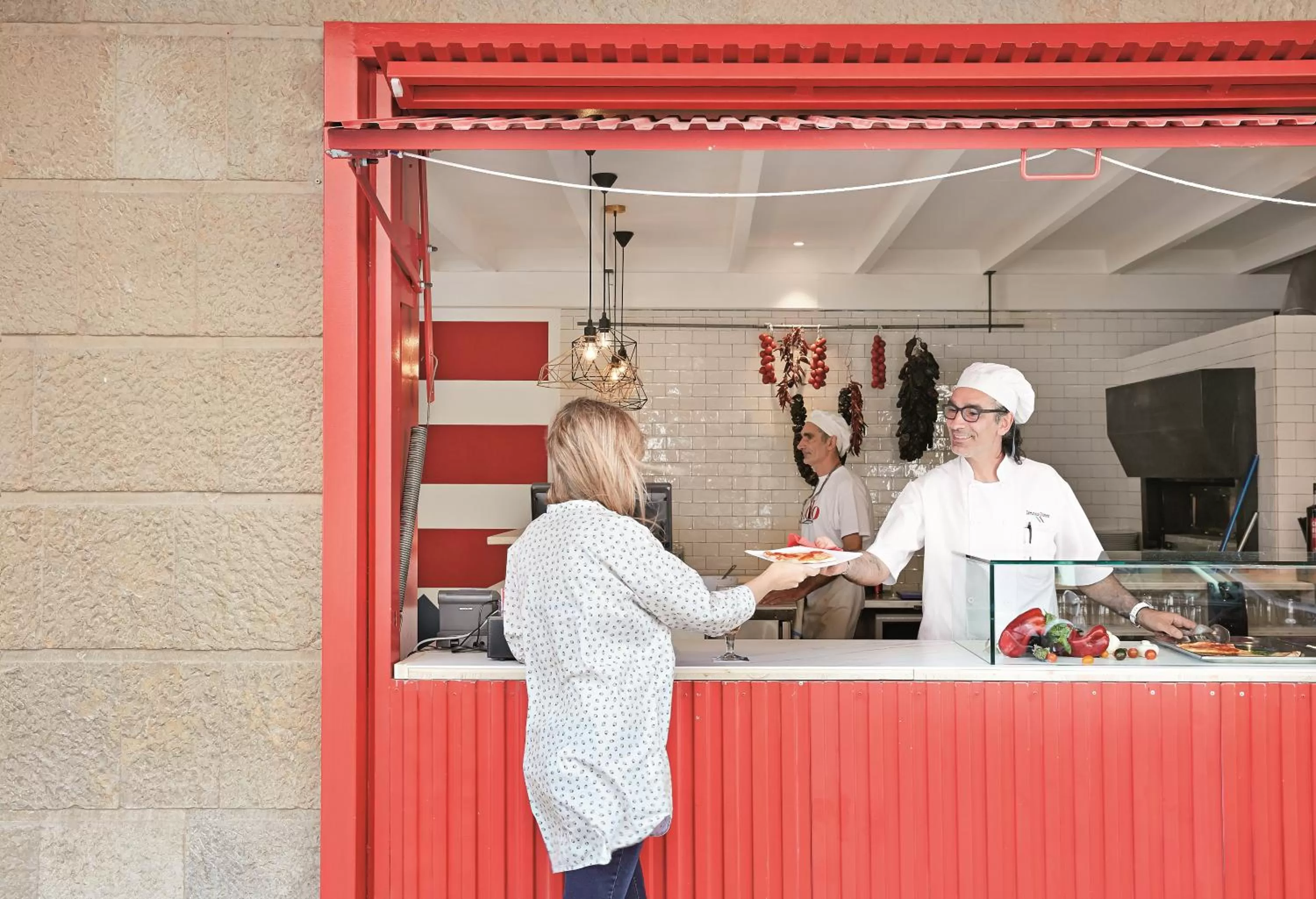 Restaurant/places to eat in Hotel Eolo