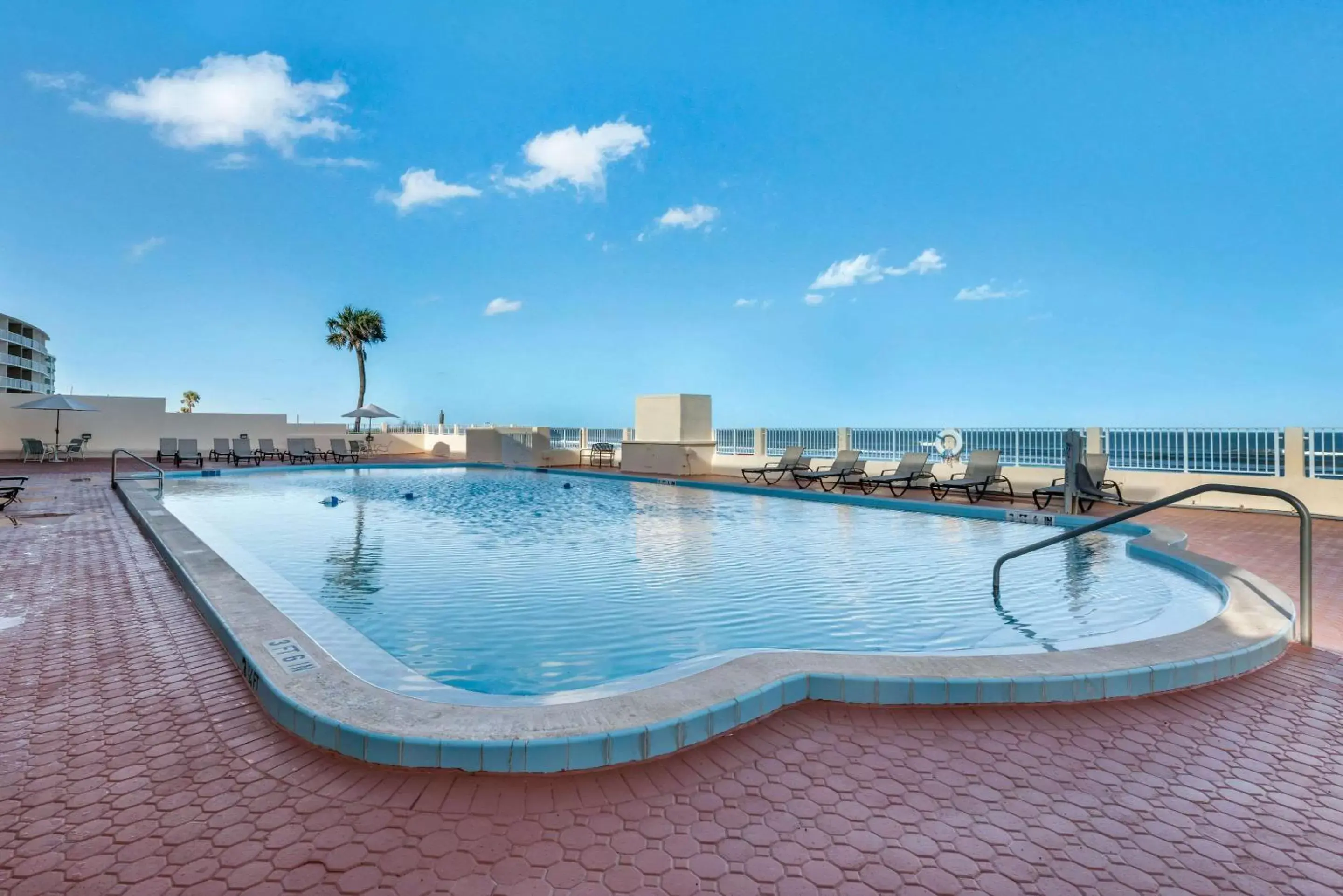 On site, Swimming Pool in Quality Inn Daytona Beach Oceanfront