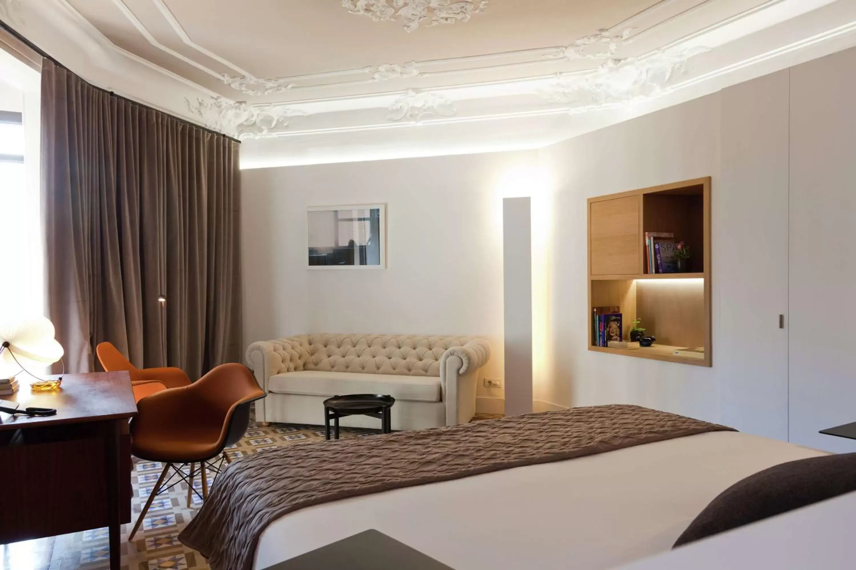 Bedroom, Bed in Alexandra Barcelona Hotel, Curio Collection by Hilton