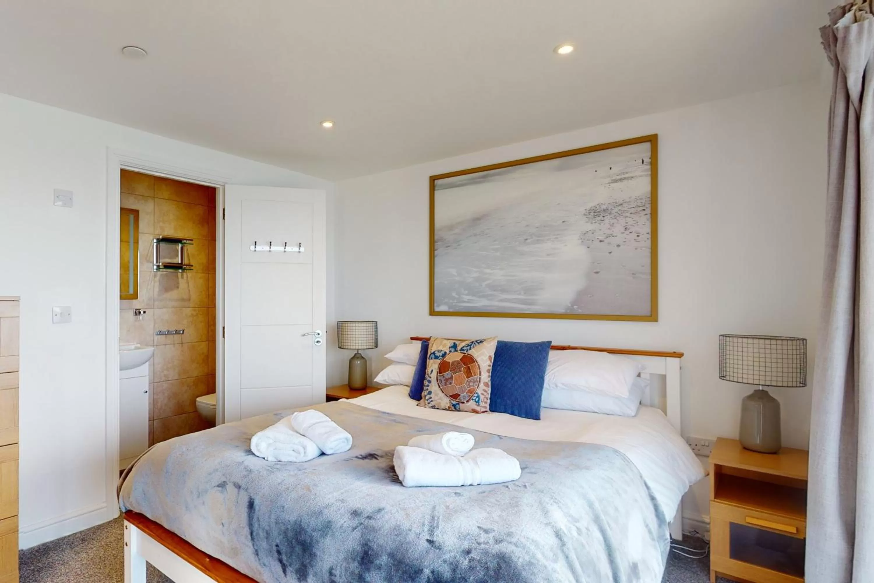 Bedroom, Bed in Crabbers' Wharf