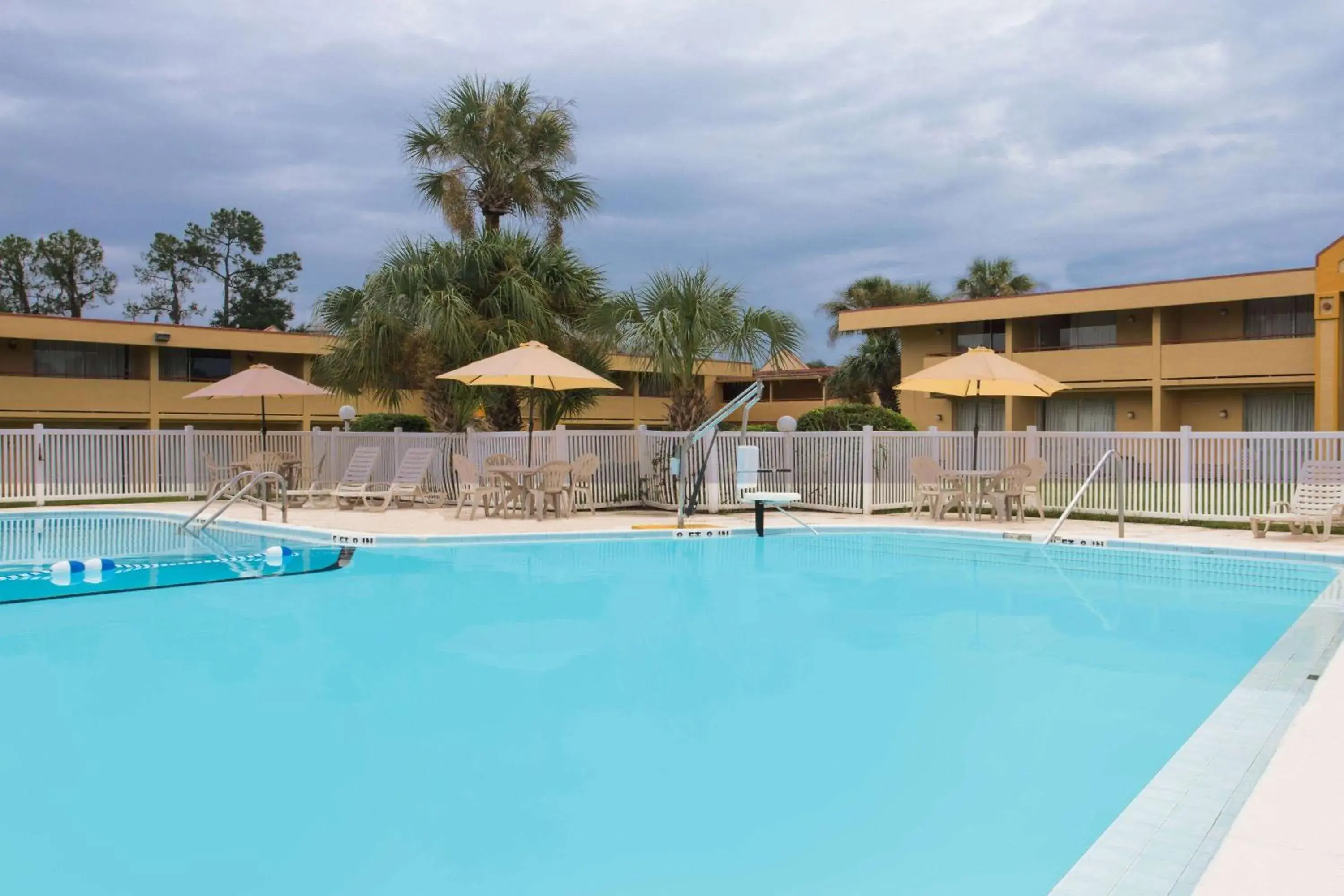 Pool view, Swimming Pool in Days Inn by Wyndham Ocala North