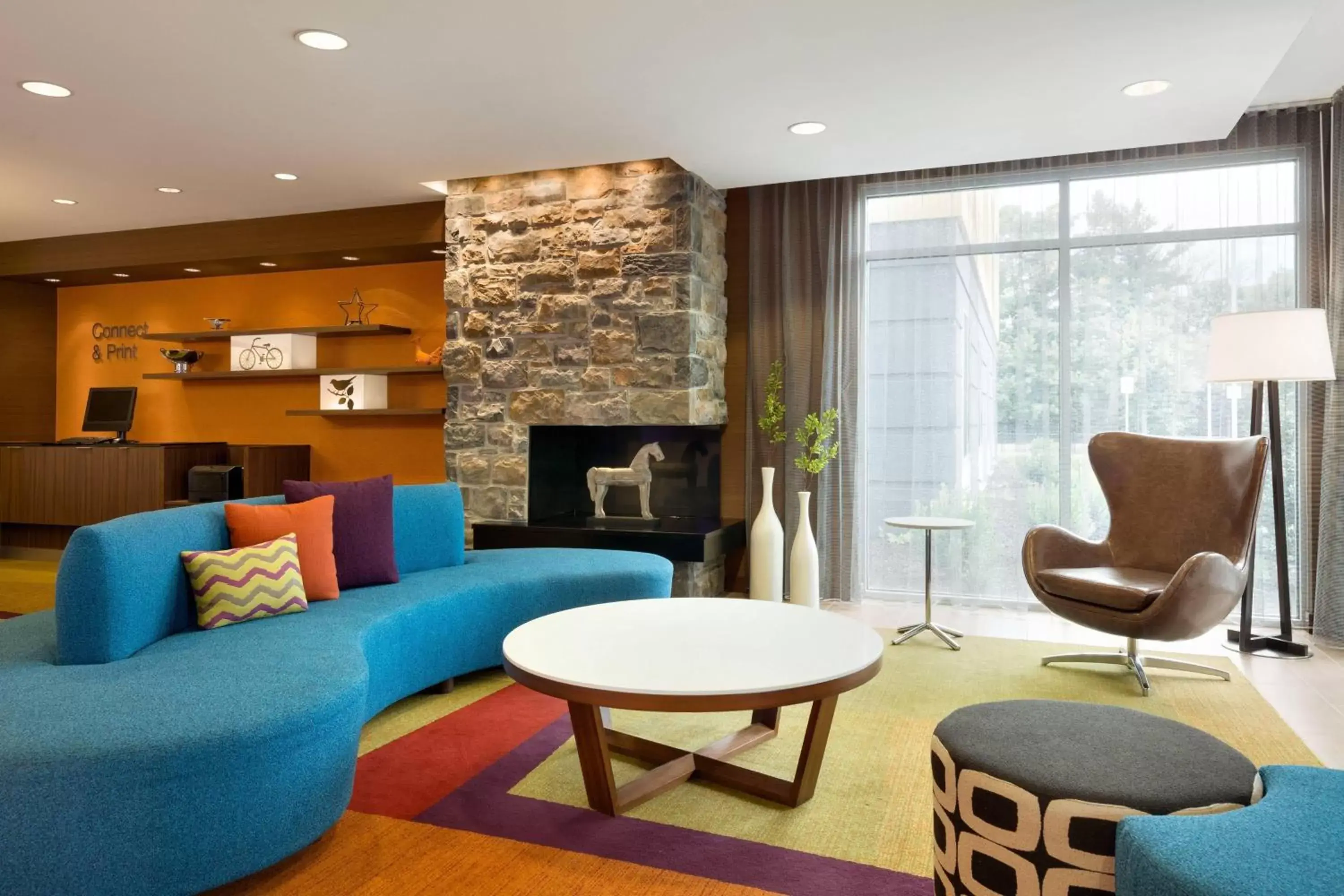 Lobby or reception, Seating Area in Fairfield Inn & Suites by Marriott Lancaster East at The Outlets
