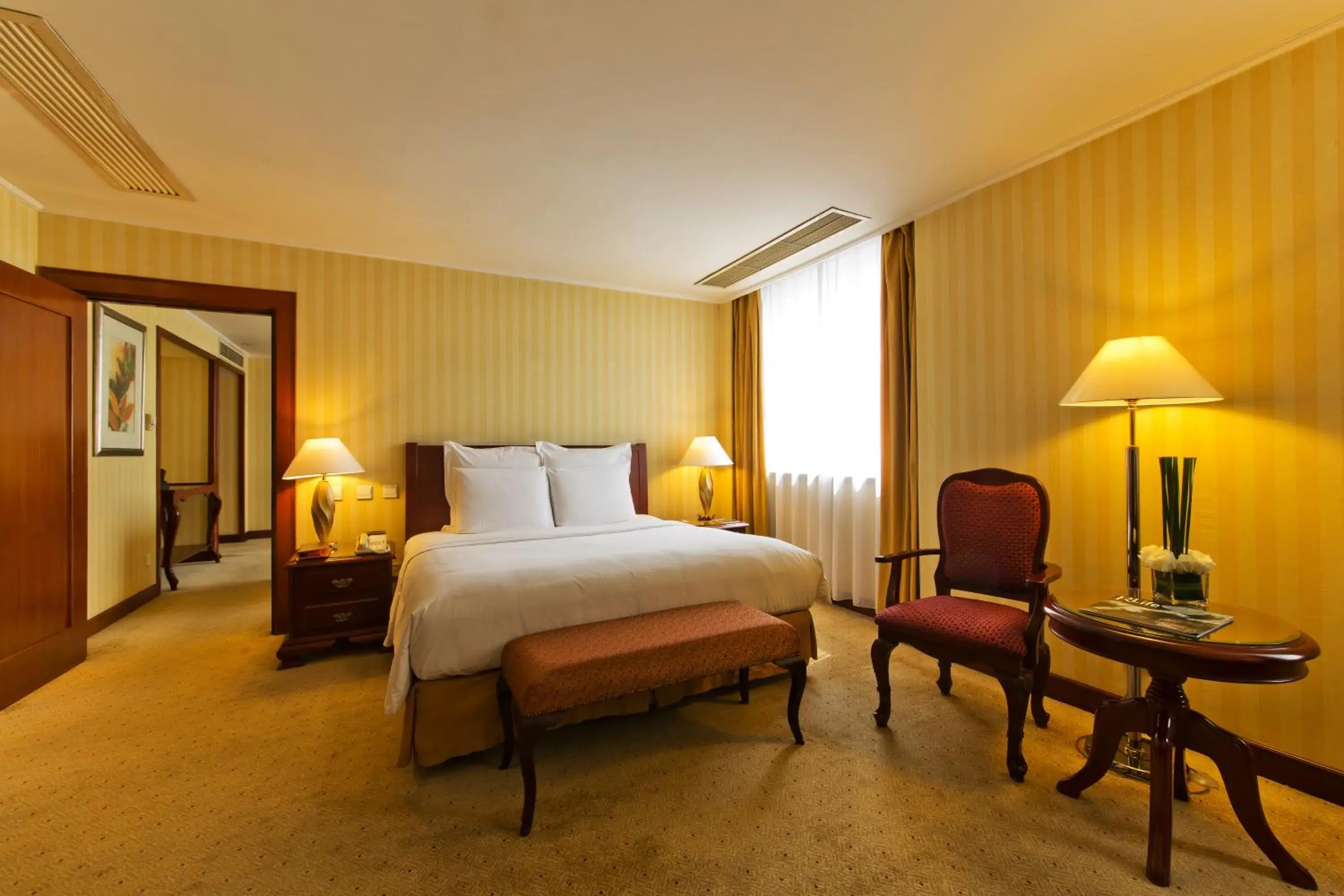 Photo of the whole room, Bed in Clarion Tianjin Hotel