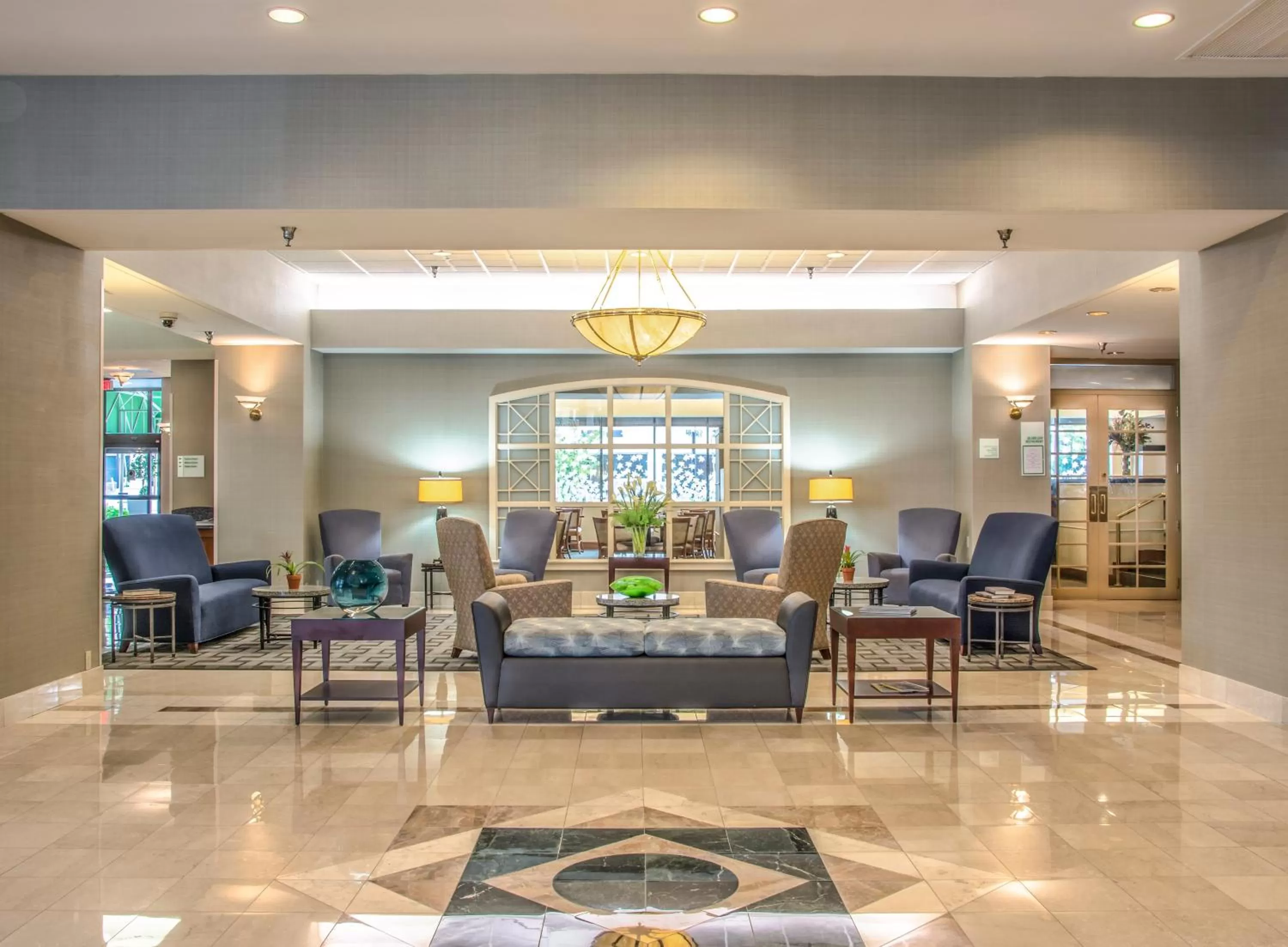 Property building in Holiday Inn Arlington at Ballston by IHG