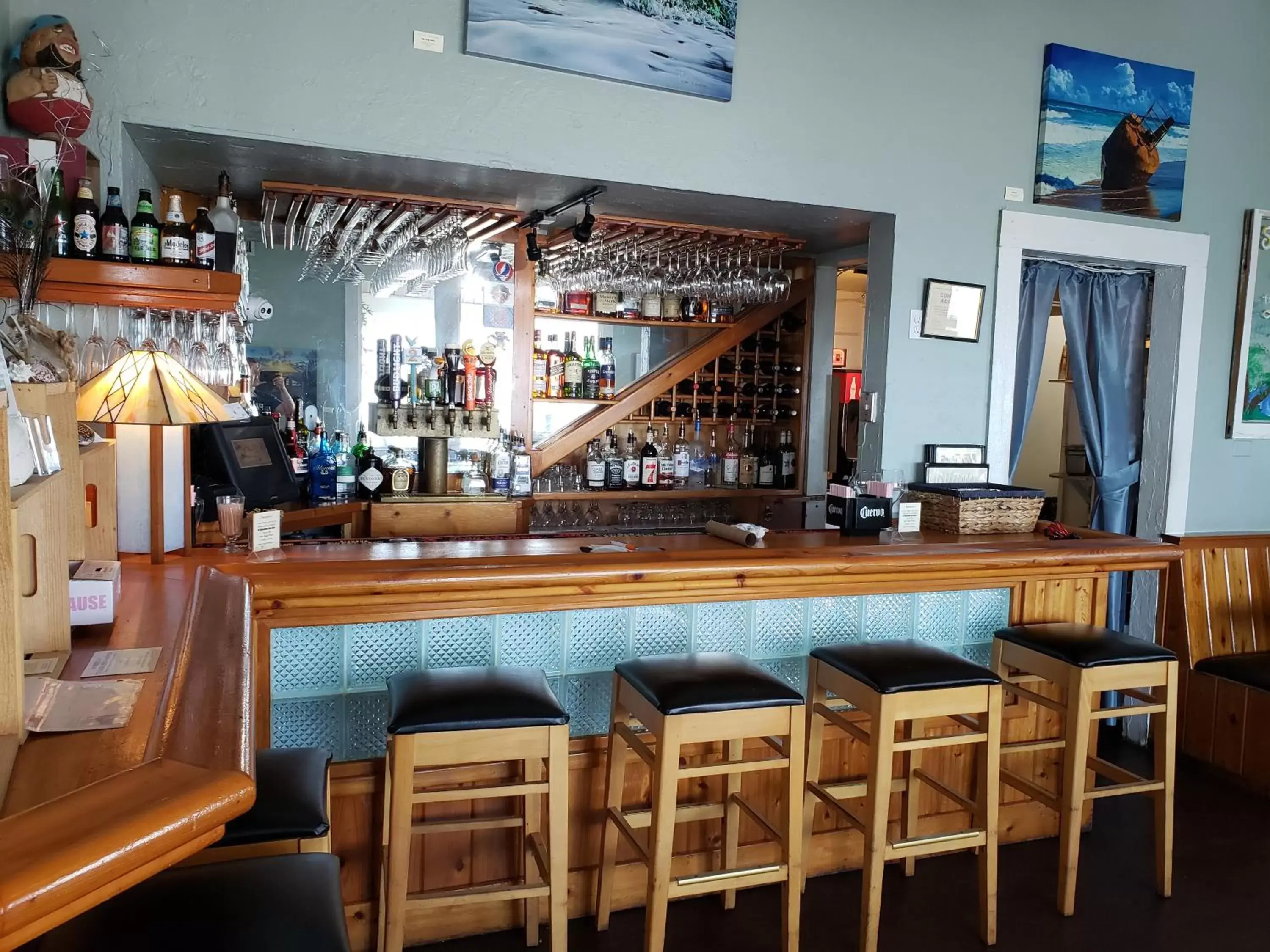 Lounge or bar in Topaz Motel - Flagler Beach Lounge or bar in Topaz Motel - Flagler Beach