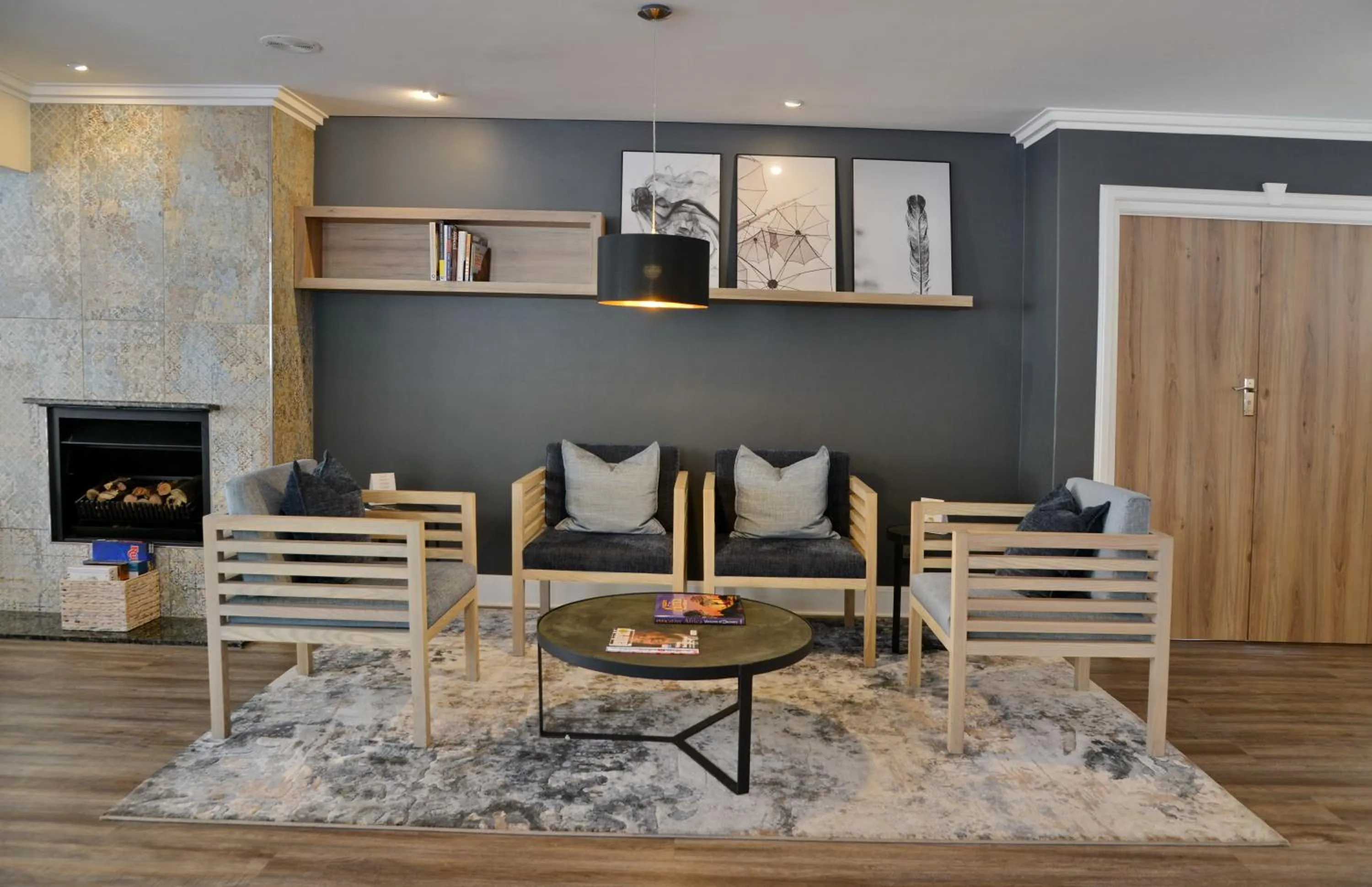 Lounge or bar in Courtyard Hotel Sandton