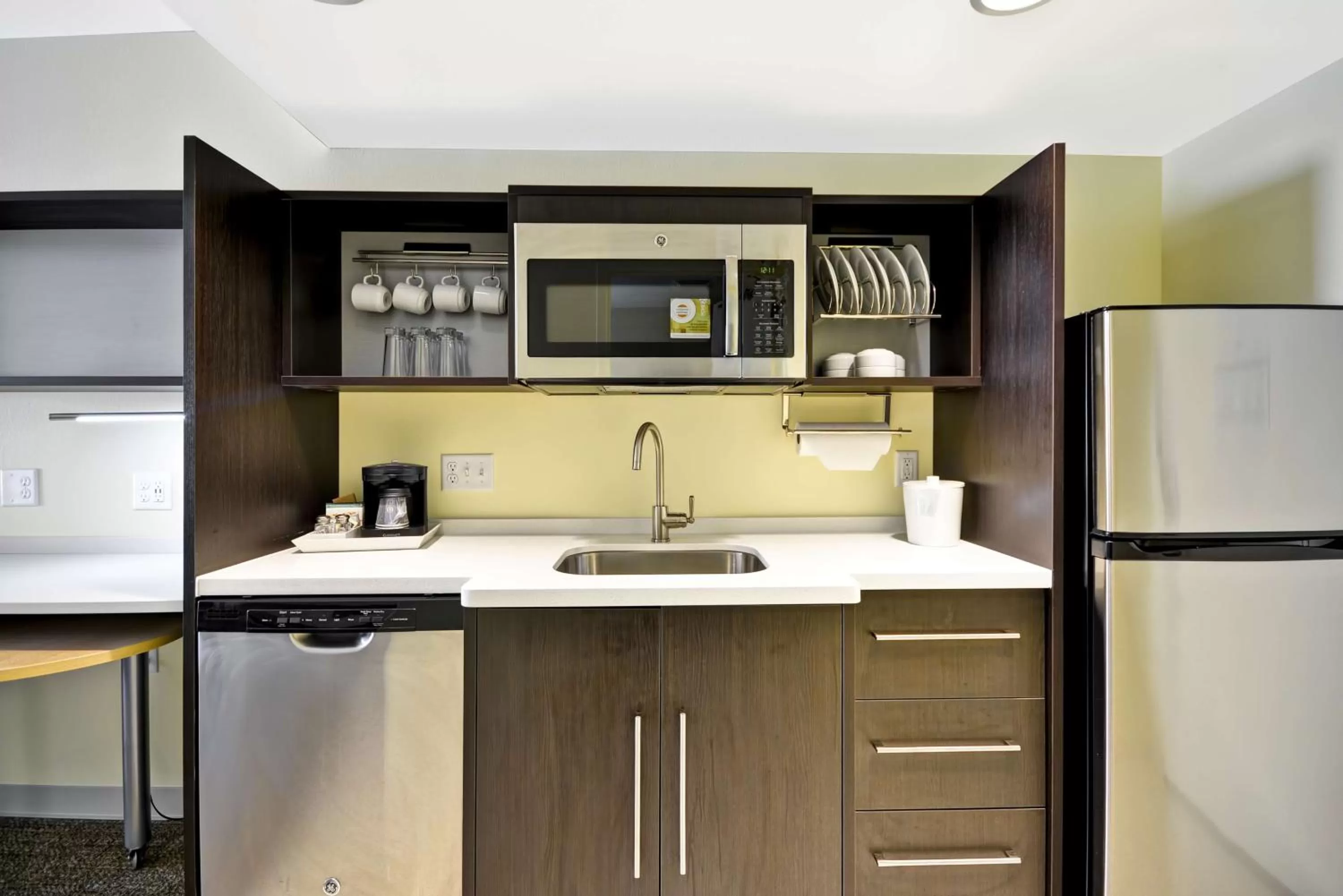Kitchen or kitchenette in Home2 Suites By Hilton Oswego