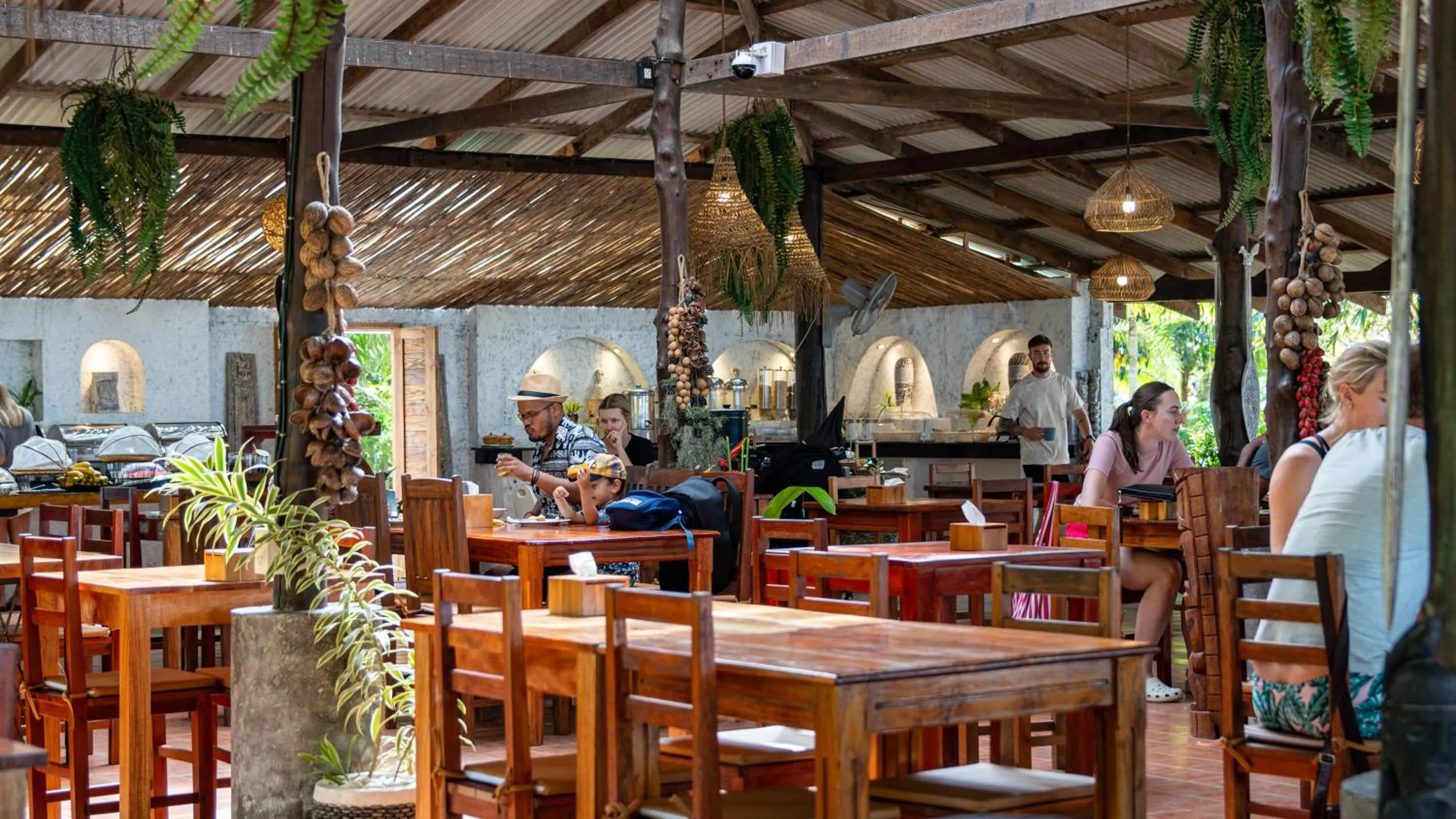 Breakfast in Long Beach Chalet - SHA Extra Plus