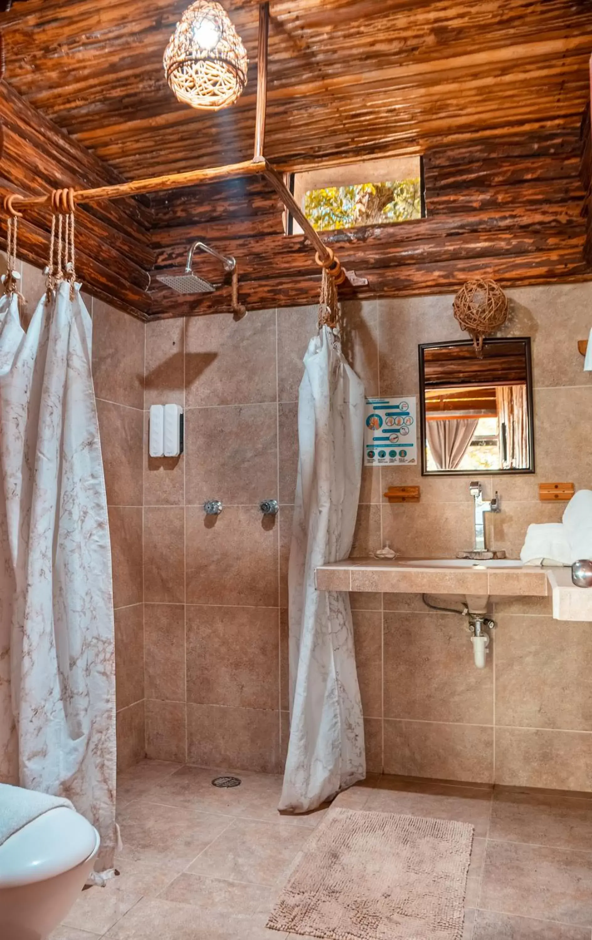 Bathroom in Hotel Wayak Bacalar