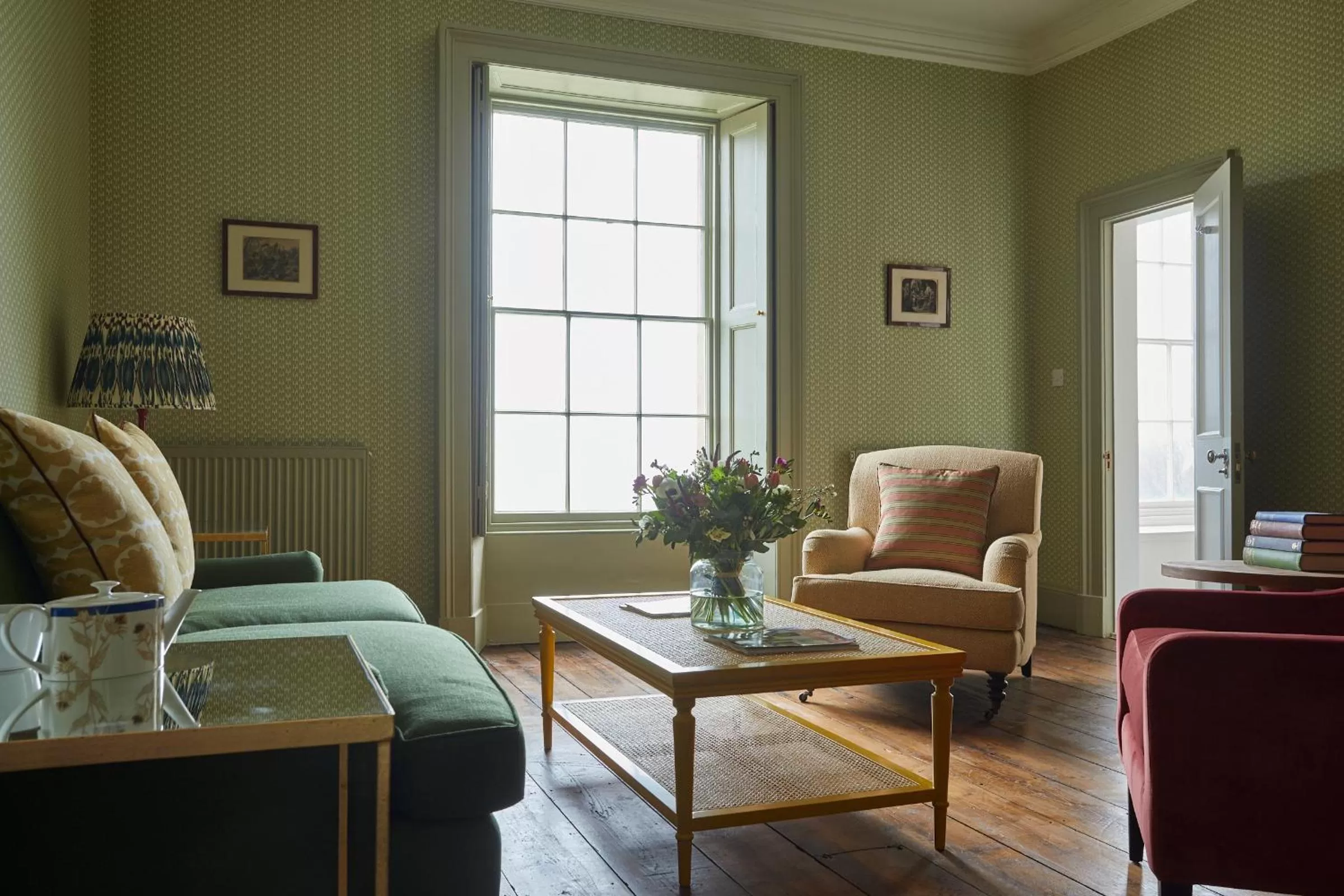 Living room in The Retreat, Elcot Park